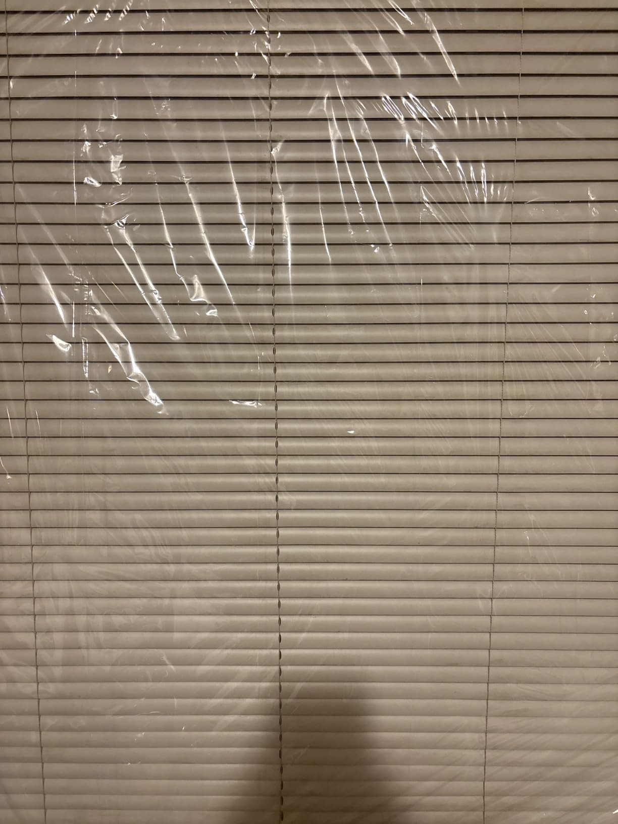 Frost King V73/9H Indoor Shrink Window Kit 42 62-Inch, Clear, 9-Pack - Customer Photo 2