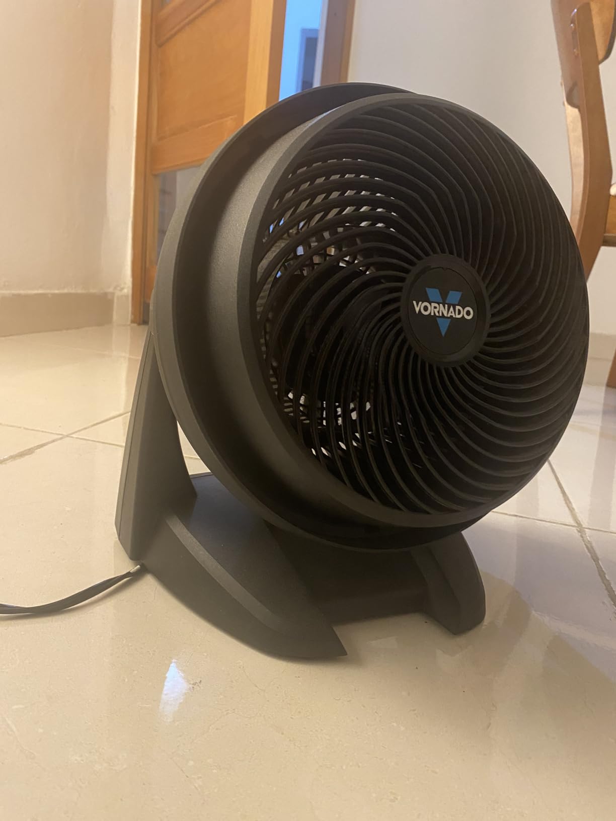 Vornado 630 Mid-Size Whole Room Air Circulator Fan for Home, 3 Speed Settings, Adjustable Tilt Customer Review Vornado 630 Mid-Size Whole Room Air Circulator Fan for Home, 3 Speed Settings, Adjustable Tilt - Customer Photo 1