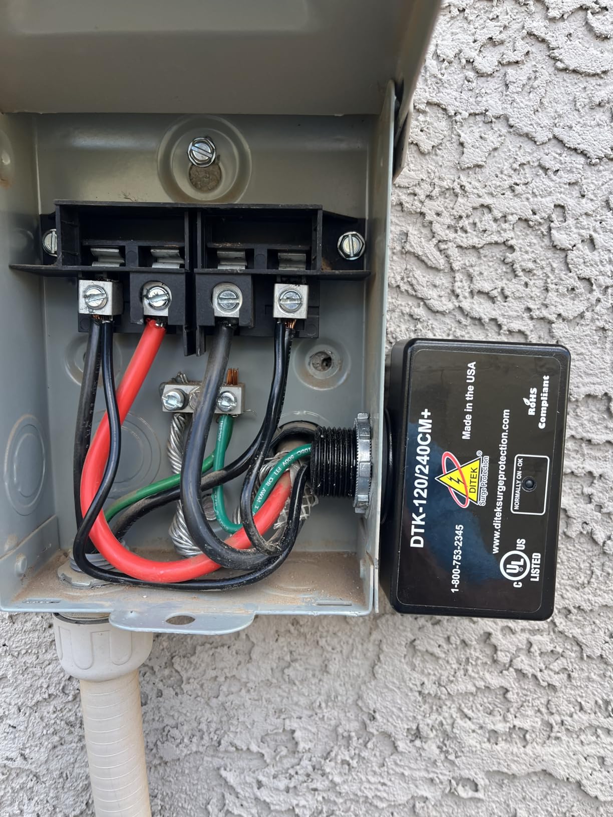 DITEK DTK-120/240CM+ Surge ARRESTOR, Parallel Protector, Multi-Purpose, NEMA 4X, UL1449 Listed, SPD, Type 1, 2W(+G), 120/240VAC - Customer Photo 3