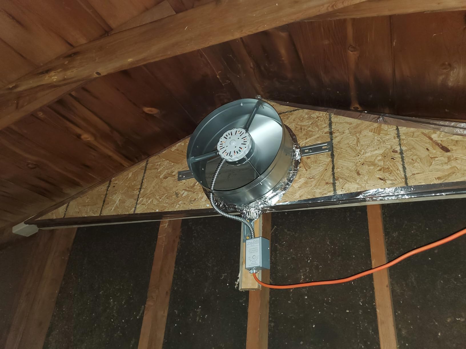 Cool Attic CX1600 Gable Mount Power Attic Ventilators with 4.5-Amp 60-Hz Motor and 14-Inch Blade Customer Review Cool Attic CX1600 Gable Mount Power Attic Ventilators with 4.5-Amp 60-Hz Motor and 14-Inch Blade - Customer Photo 1