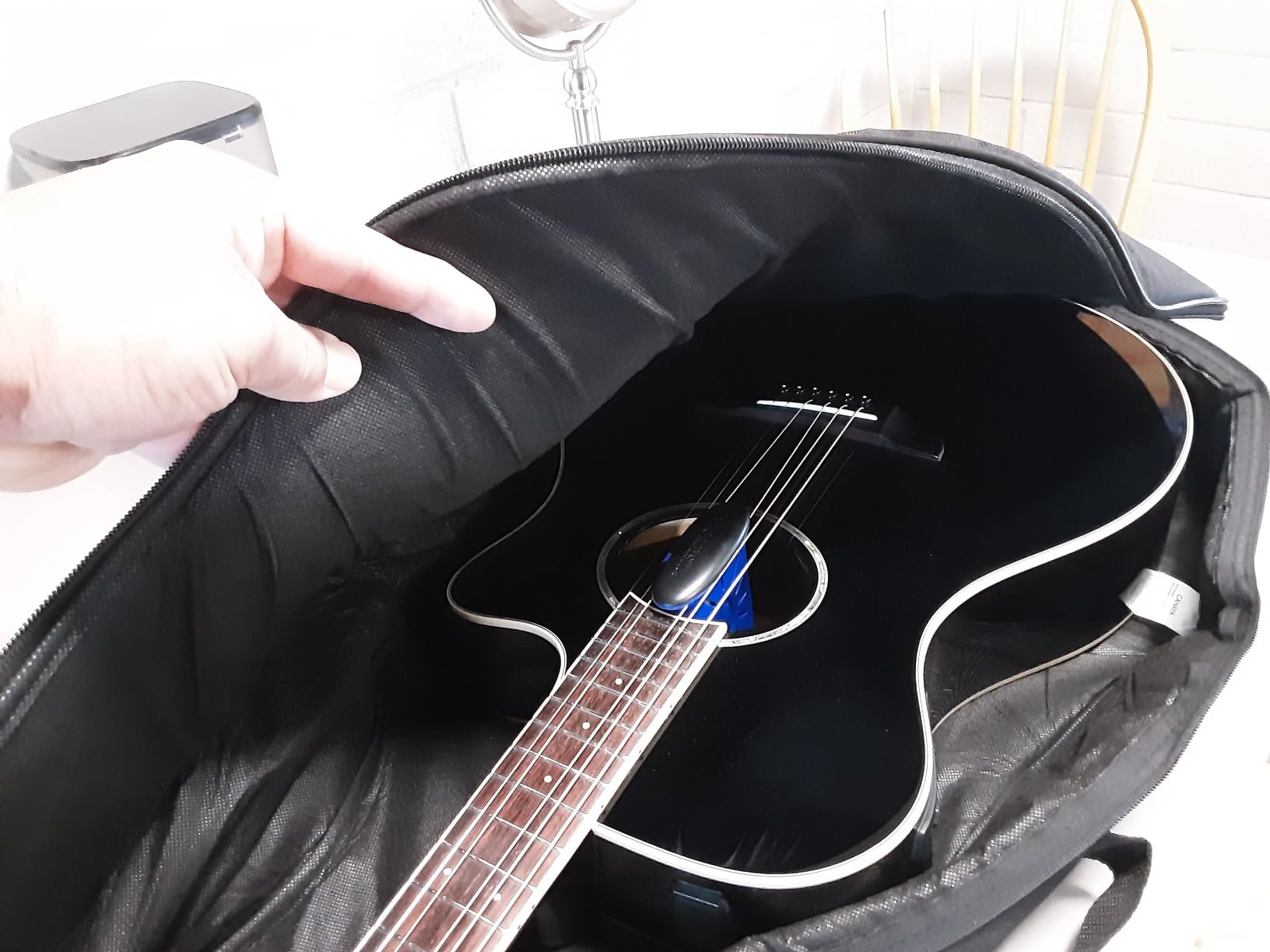 MusicNomad Humitar Acoustic Guitar Humidifier (MN300) - Customer Photo 2