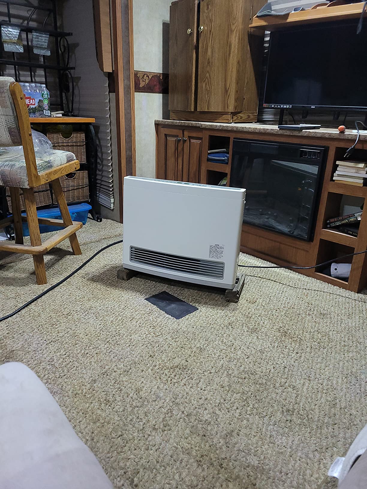Rinnai FC824P Ventless Propane Heater, Energy-Efficient Space Heater with Programmable Thermostat Customer Review Rinnai FC824P Ventless Propane Heater, Energy-Efficient Space Heater with Programmable Thermostat - Customer Photo 1
