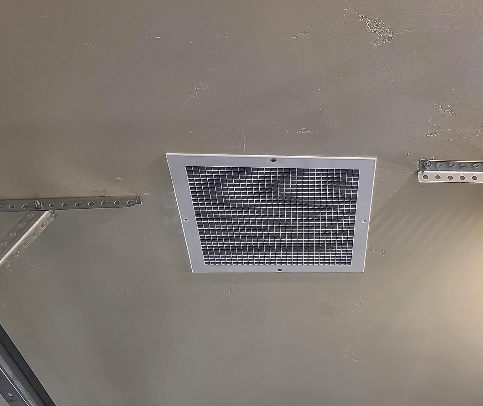 Quietcool GA ES-1500 Garage Whole House Fan - 1452 CFM - 47 Watts - Integrated Fire Damper - Wireless RF Control - 20ft Power Cord - Plug-and-play - Covers up to Three Car Garage Customer Review Quietcool GA ES-1500 Garage Whole House Fan - 1452 CFM - 47 Watts - Integrated Fire Damper - Wireless RF Control - 20ft Power Cord - Plug-and-play - Covers up to Three Car Garage - Customer Photo 1