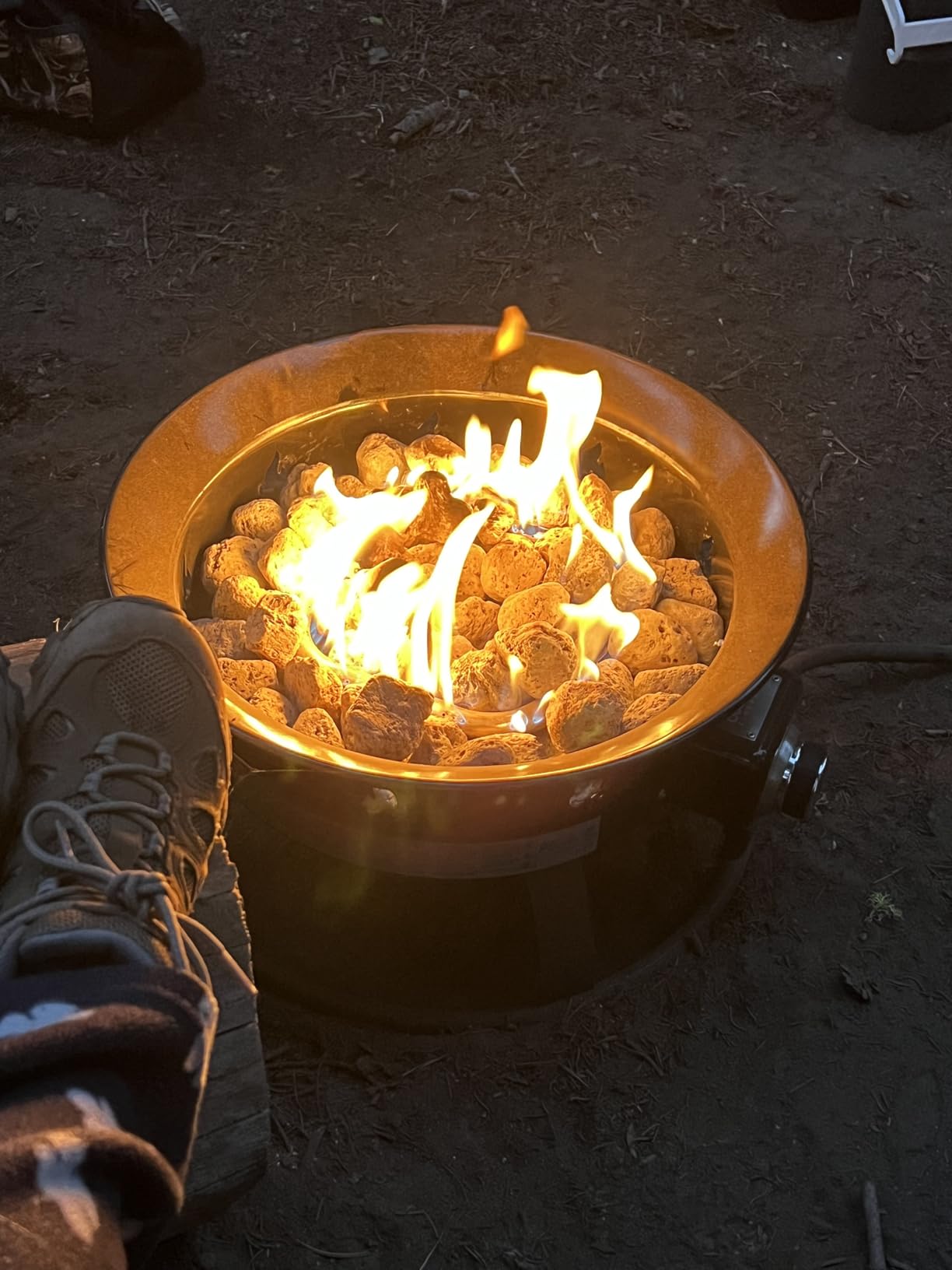 Outland Living Portable Propane Fire Pit, 19-inch, 58,000 BTU with Fire Pit Cover & Carry Kit, Smokeless Gas Firebowl | Perfect for Camping, Patio, Backyard, Tailgating, Deck, RV| Black 893 Deluxe - Customer Photo 1