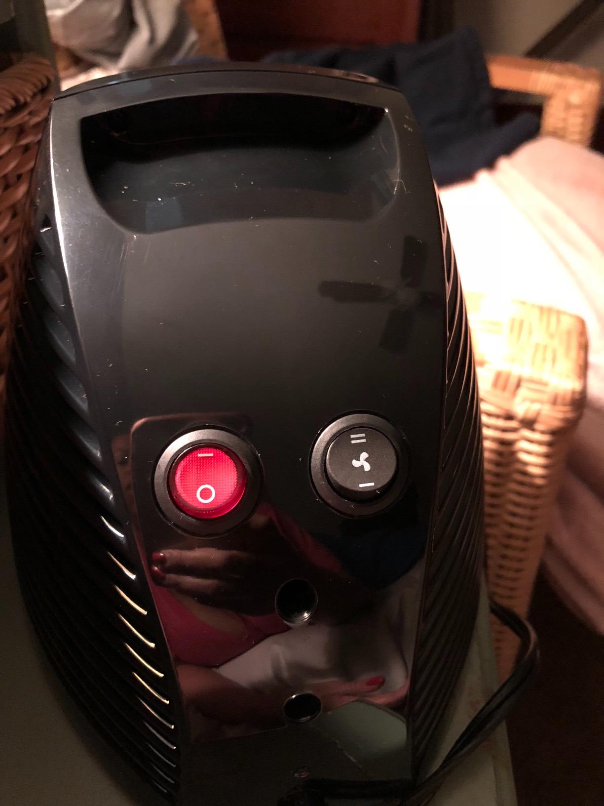 Vornado VH202 Personal Space Heater, Advanced Safety Features, 2 Heat Settings, Direct Heating, Fan Only Setting, Cool-Touch Exterior, Signature Vortex Heat Circulation, Gentle Heating, Black Customer Review Vornado VH202 Personal Space Heater, Advanced Safety Features, 2 Heat Settings, Direct Heating, Fan Only Setting, Cool-Touch Exterior, Signature Vortex Heat Circulation, Gentle Heating, Black - Customer Photo 2