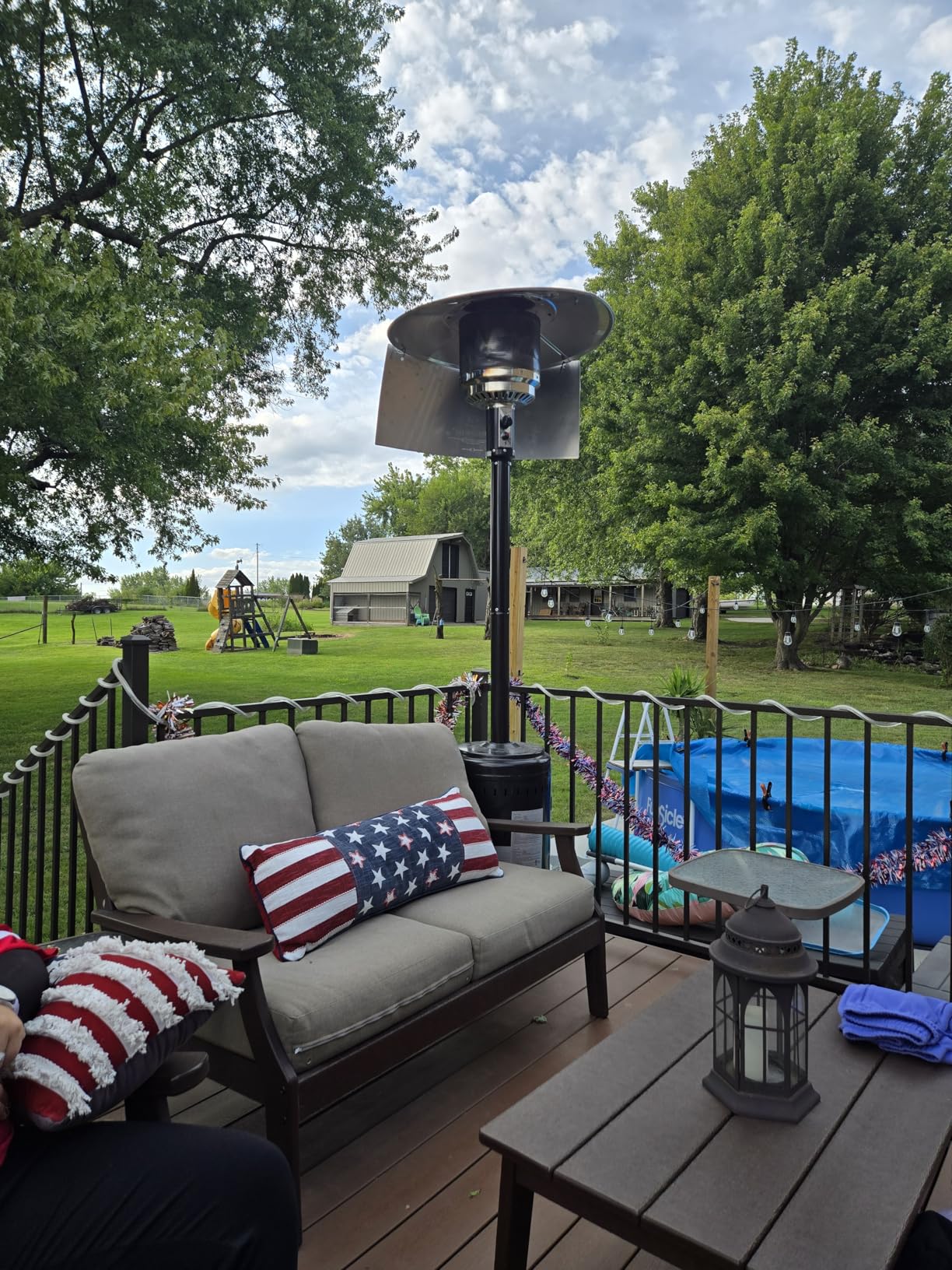 Amazon Basics 46,000 BTU Outdoor Propane Patio Heater with Wheels, Commercial & Residential, Slate Gray, with Water Tank, 32.1 x 32.1 x 91.3 inches (LxWxH) - Customer Photo 1