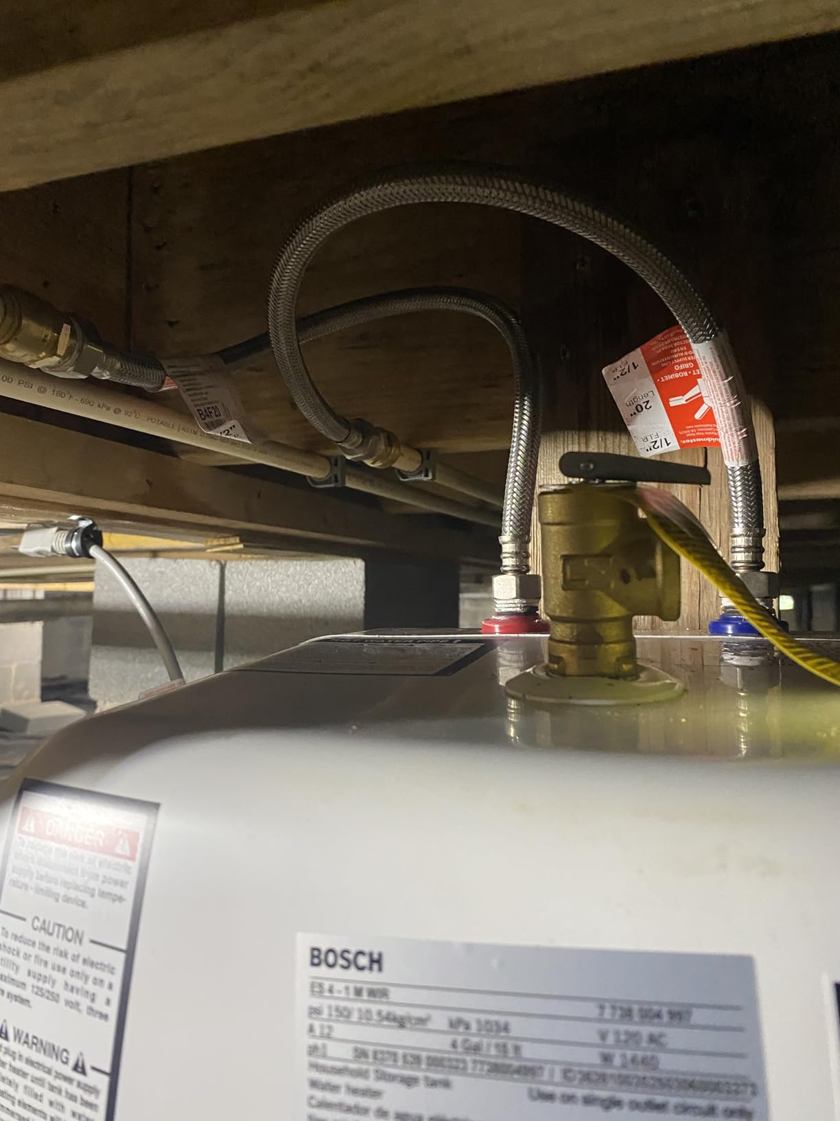 BOSCH Electric Mini-Tank Water Heater Tronic 3000 T 2.5-Gallon (ES2.5) - Eliminate Time for Hot Water - Shelf, Wall or Floor Mounted Customer Review BOSCH Electric Mini-Tank Water Heater Tronic 3000 T 2.5-Gallon (ES2.5) - Eliminate Time for Hot Water - Shelf, Wall or Floor Mounted - Customer Photo 2