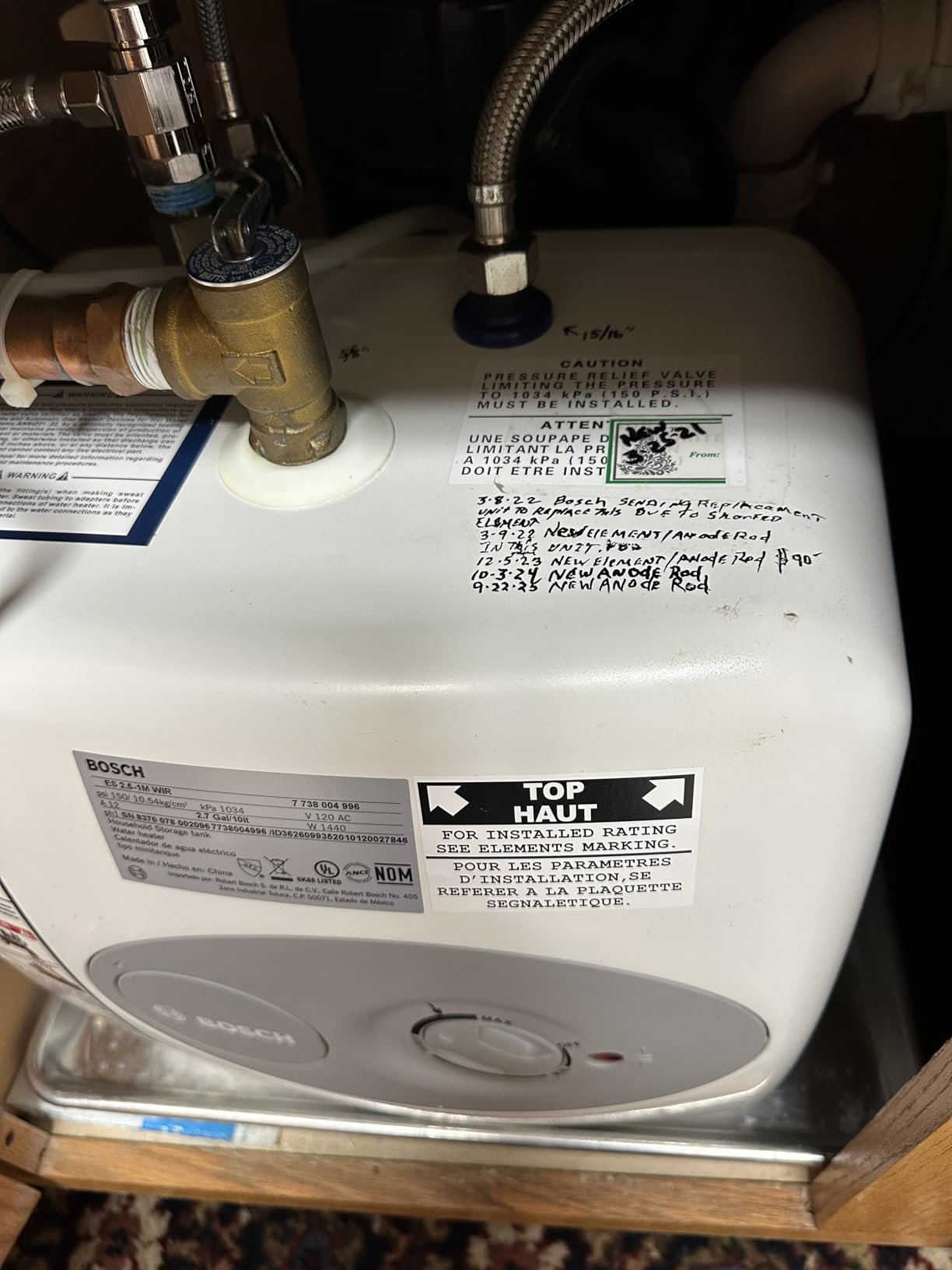 BOSCH Electric Mini-Tank Water Heater Tronic 3000 T 4-Gallon (ES4) - Eliminate Time for Hot Water - Shelf, Wall or Floor Mounted Customer Review BOSCH Electric Mini-Tank Water Heater Tronic 3000 T 4-Gallon (ES4) - Eliminate Time for Hot Water - Shelf, Wall or Floor Mounted - Customer Photo 1