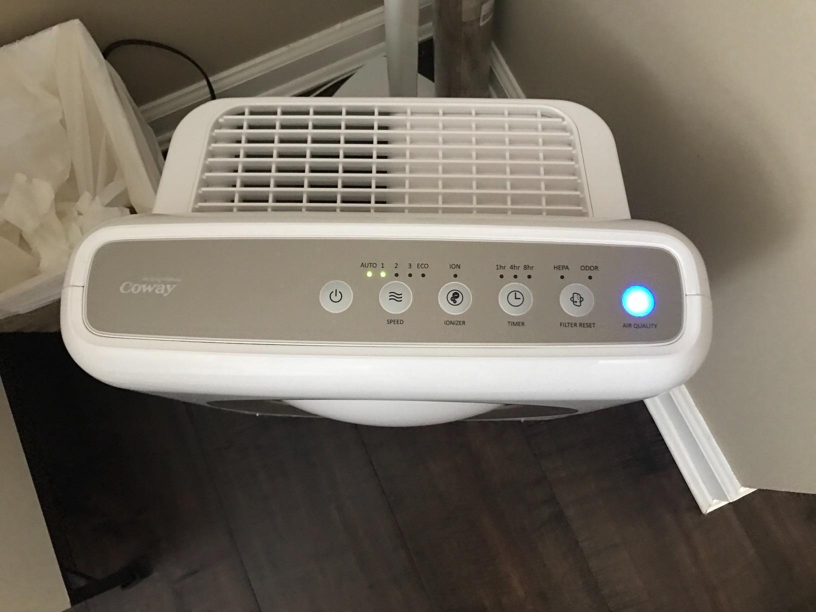 Coway Airmega AP-1512HH(W) True HEPA Purifier with Air Quality Monitoring, Auto, Timer, Filter Indicator, and Eco Mode, 16.8 x 18.3 x 9.7, White Customer Review Coway Airmega AP-1512HH(W) True HEPA Purifier with Air Quality Monitoring, Auto, Timer, Filter Indicator, and Eco Mode, 16.8 x 18.3 x 9.7, White - Customer Photo 2