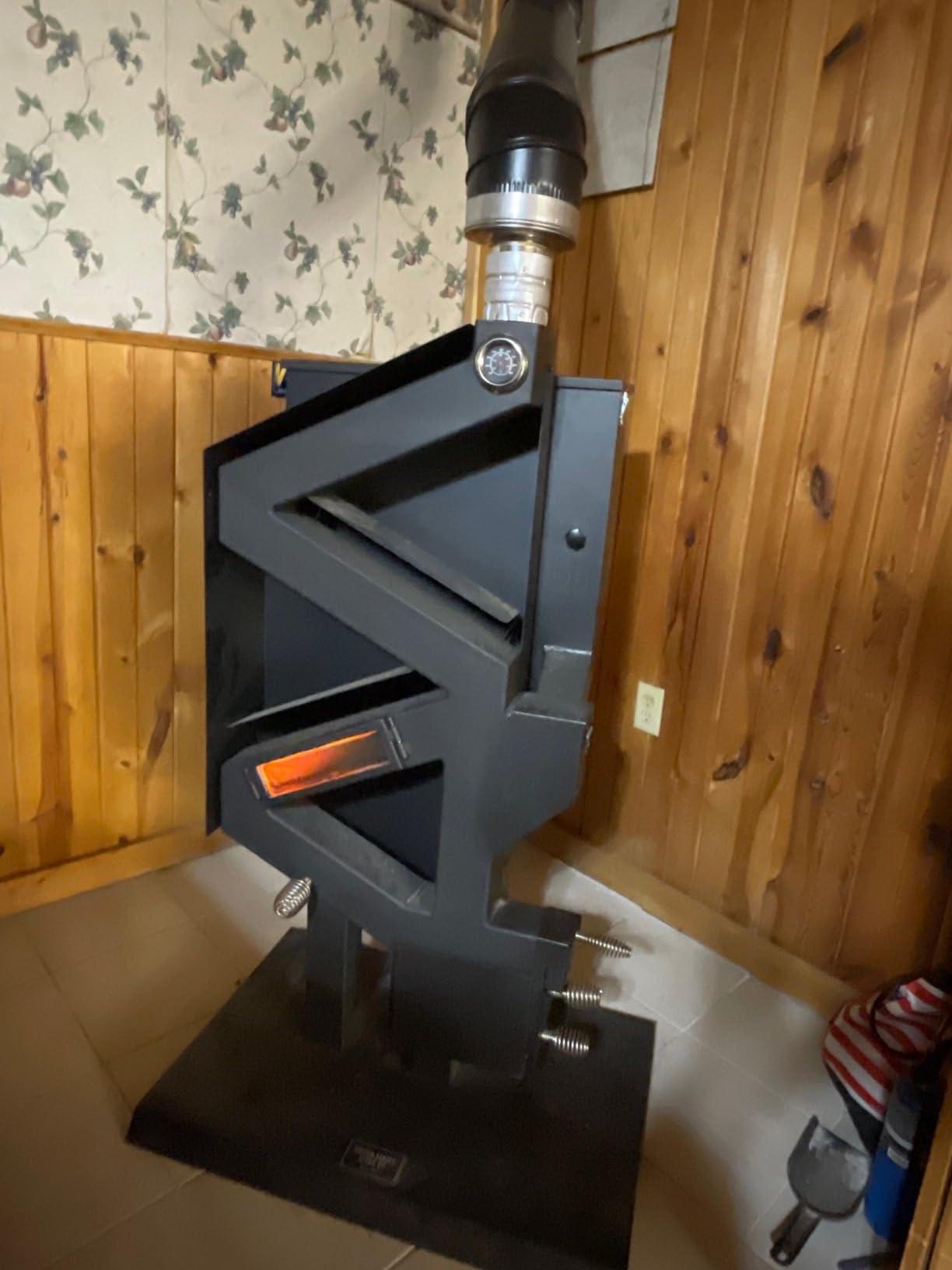 US Stove GW1949 Wiseway Non-Electric Pellet Stove - Customer Photo 1