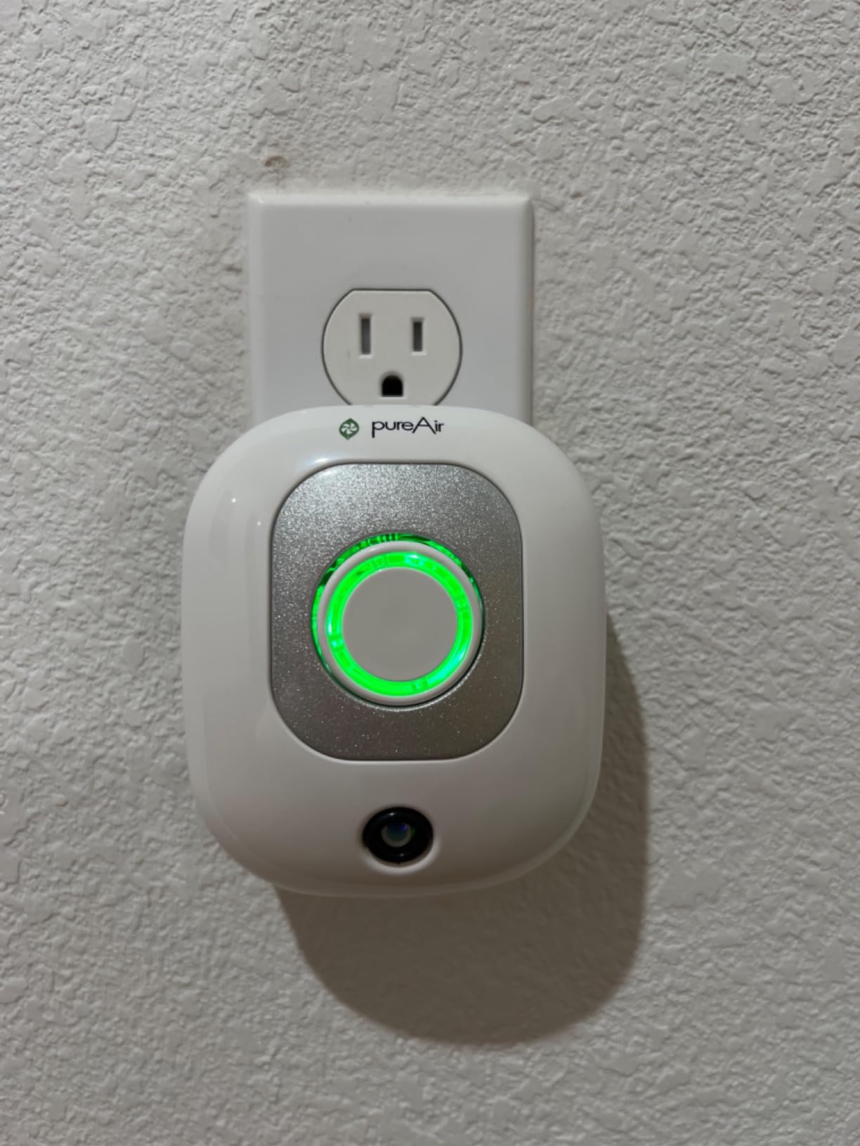 Greentech pureAir 50 - Perfect For Clearing Out All Your Smelly Spaces - Plug In Air Purifier Customer Review Greentech pureAir 50 - Perfect For Clearing Out All Your Smelly Spaces - Plug In Air Purifier - Customer Photo 1