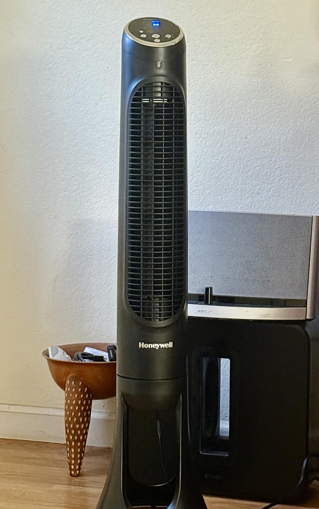 Honeywell QuietSet Whole Room Tower Fan-Black, HYF290B Customer Review Honeywell QuietSet Whole Room Tower Fan-Black, HYF290B - Customer Photo 2