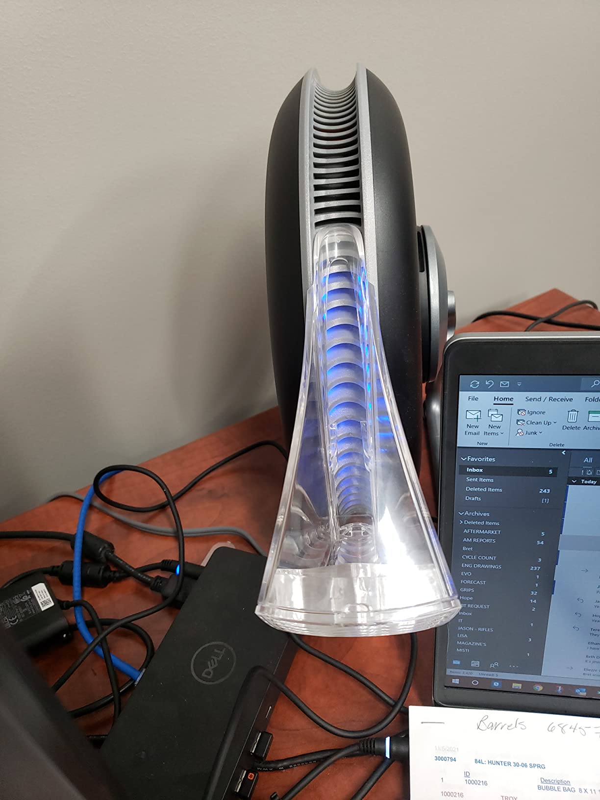 IQAir Atem Desk Air Purifier for Home, Office, Desktop, Small Room up to 150 sq ft, HyperHEPA Filter for Bacteria, Viruses, Allergens, Pets, Asthma, Pollen, Dust, Swiss Design, Made in Germany, Black - Customer Photo 5
