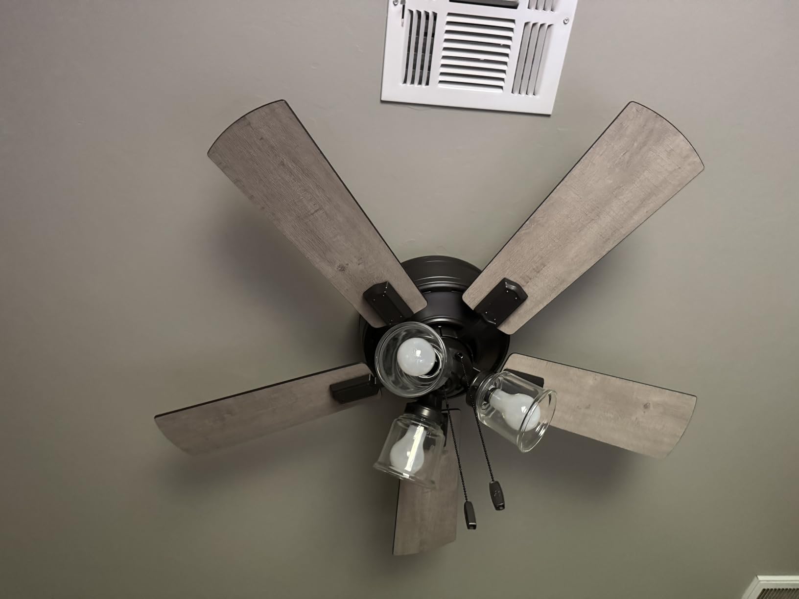 Hunter 42 inch Indoor Ceiling Fan with LED Lights and Pull Chain - Low Profile Mount Ceiling Fan, 5 Blades, For Bedroom, Living Room, or Kitchen, Quiet - Crestfield 52153, Noble Bronze Customer Review Hunter 42 inch Indoor Ceiling Fan with LED Lights and Pull Chain - Low Profile Mount Ceiling Fan, 5 Blades, For Bedroom, Living Room, or Kitchen, Quiet - Crestfield 52153, Noble Bronze - Customer Photo 1