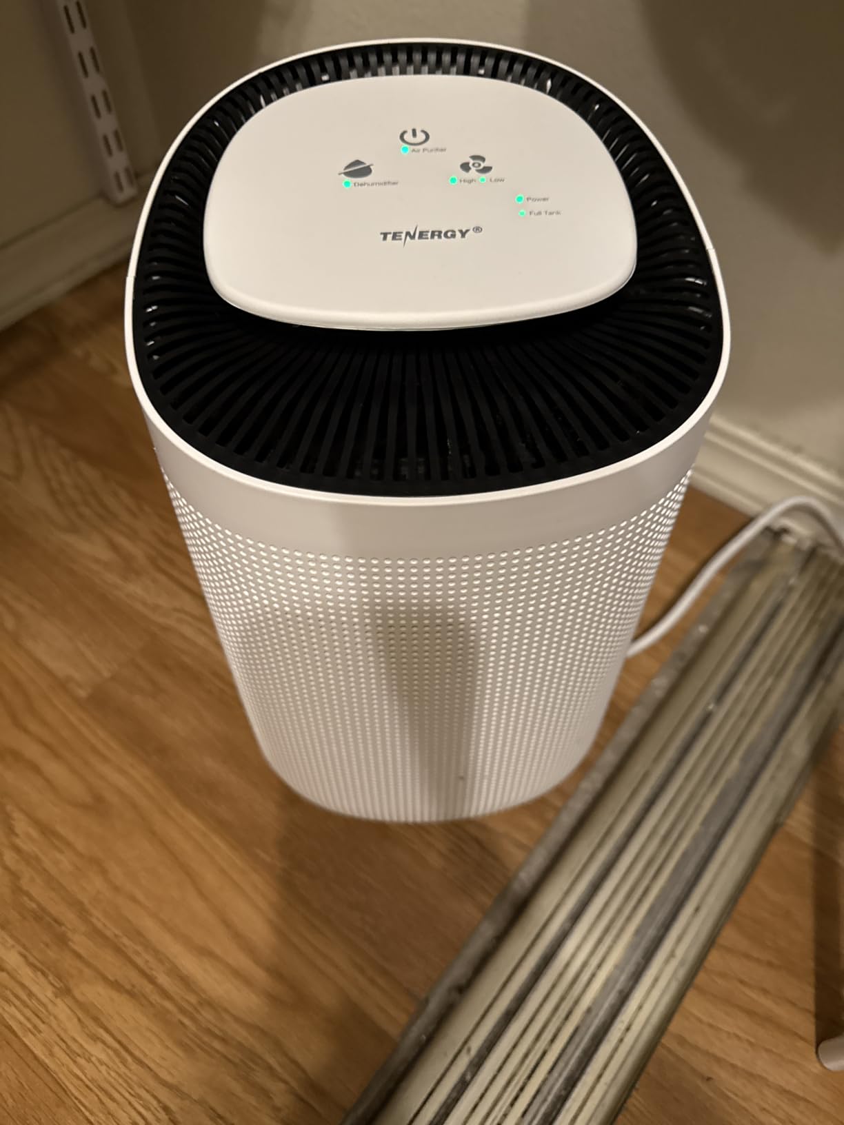 Tenergy Sorbi 1000ml Air Dehumidifier w/Purifying Function, True HEPA Filter, Auto Shutoff, Touch Control Adjustable Air Speed, Ultra-Quiet, Ideal for Closets & Bathrooms - Customer Photo 2