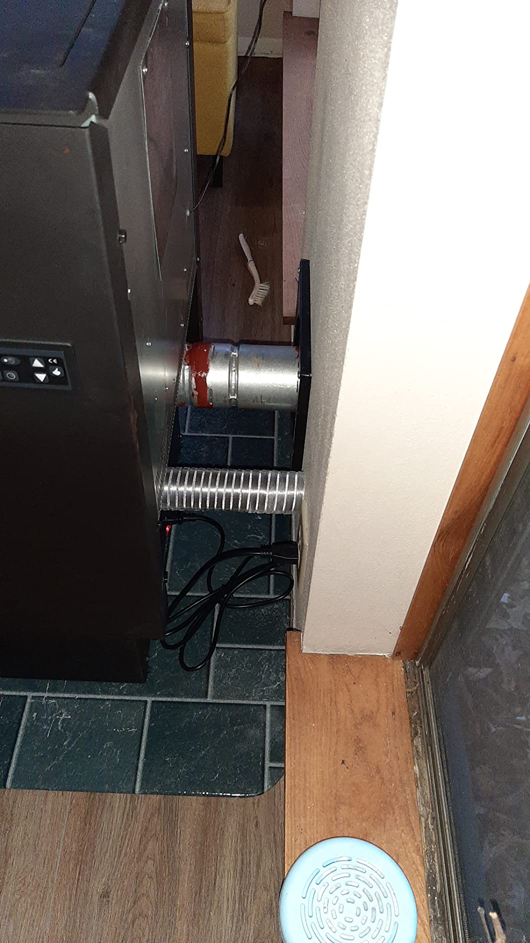 Cleveland Iron Works Medium Pellet Stove - 60lb Hopper - Customer Photo 3