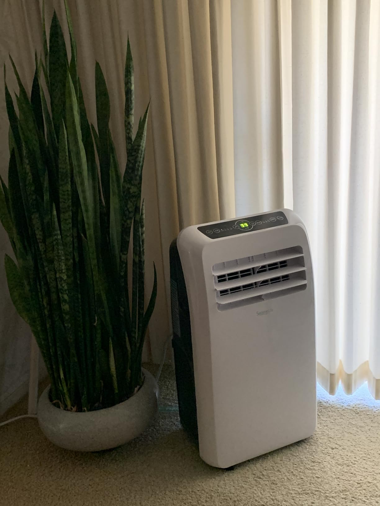 SereneLife Small Air Conditioner Portable 12,000 BTU with Built-in Dehumidifier + Heat - Portable AC unit for rooms up to 550 sq ft - Remote Control, Window Mount Exhaust Kit Customer Review SereneLife Small Air Conditioner Portable 12,000 BTU with Built-in Dehumidifier + Heat - Portable AC unit for rooms up to 550 sq ft - Remote Control, Window Mount Exhaust Kit - Customer Photo 1
