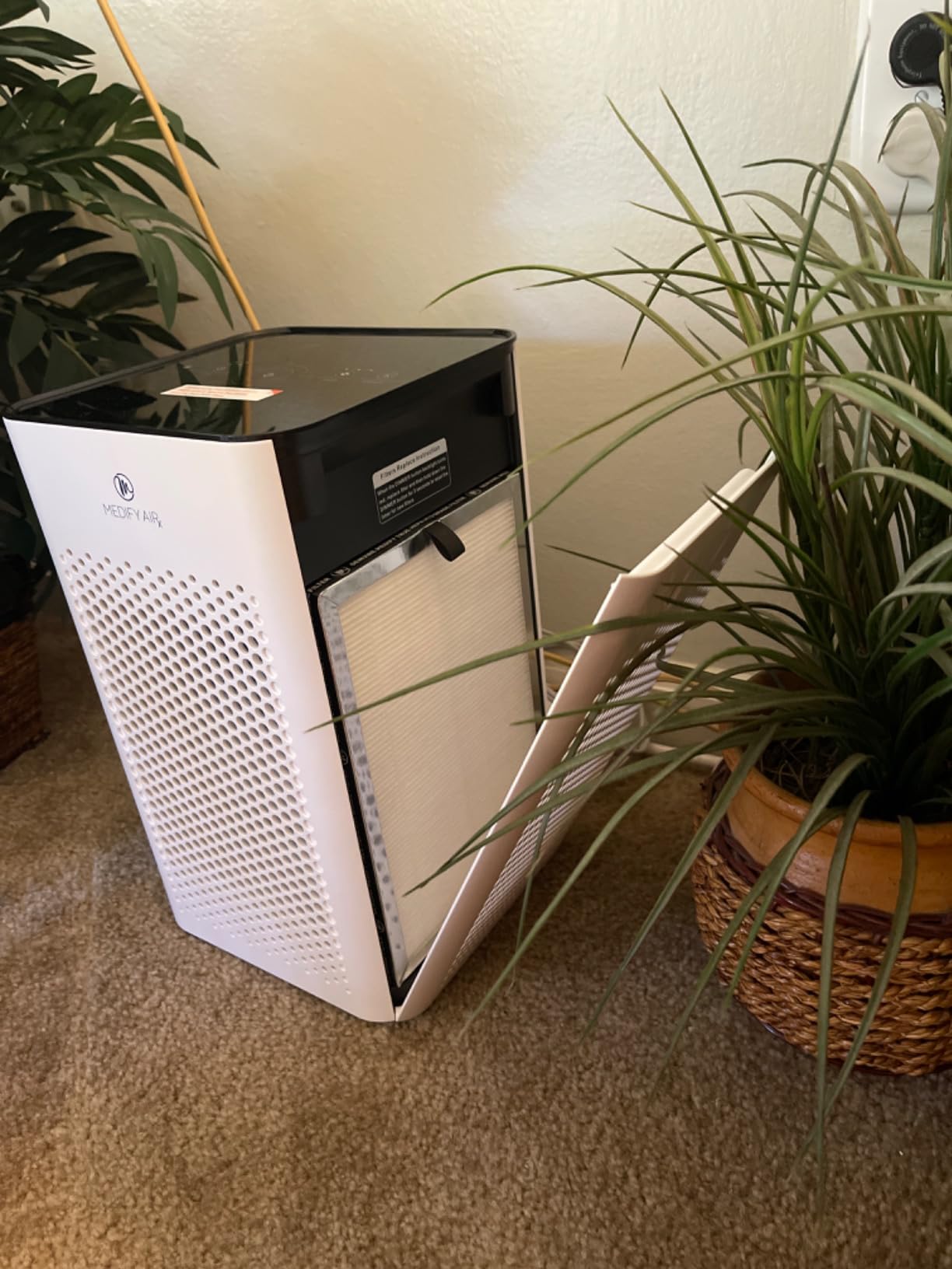 Medify MA-25 Air Purifier with True HEPA H13 Filter | 825 ft² Coverage in 1hr for Allergens, Smoke, Wildfires, Odors, Pollen, Pet Dander | Removal to 0.1 Microns | White, 1-Pack - Customer Photo 2