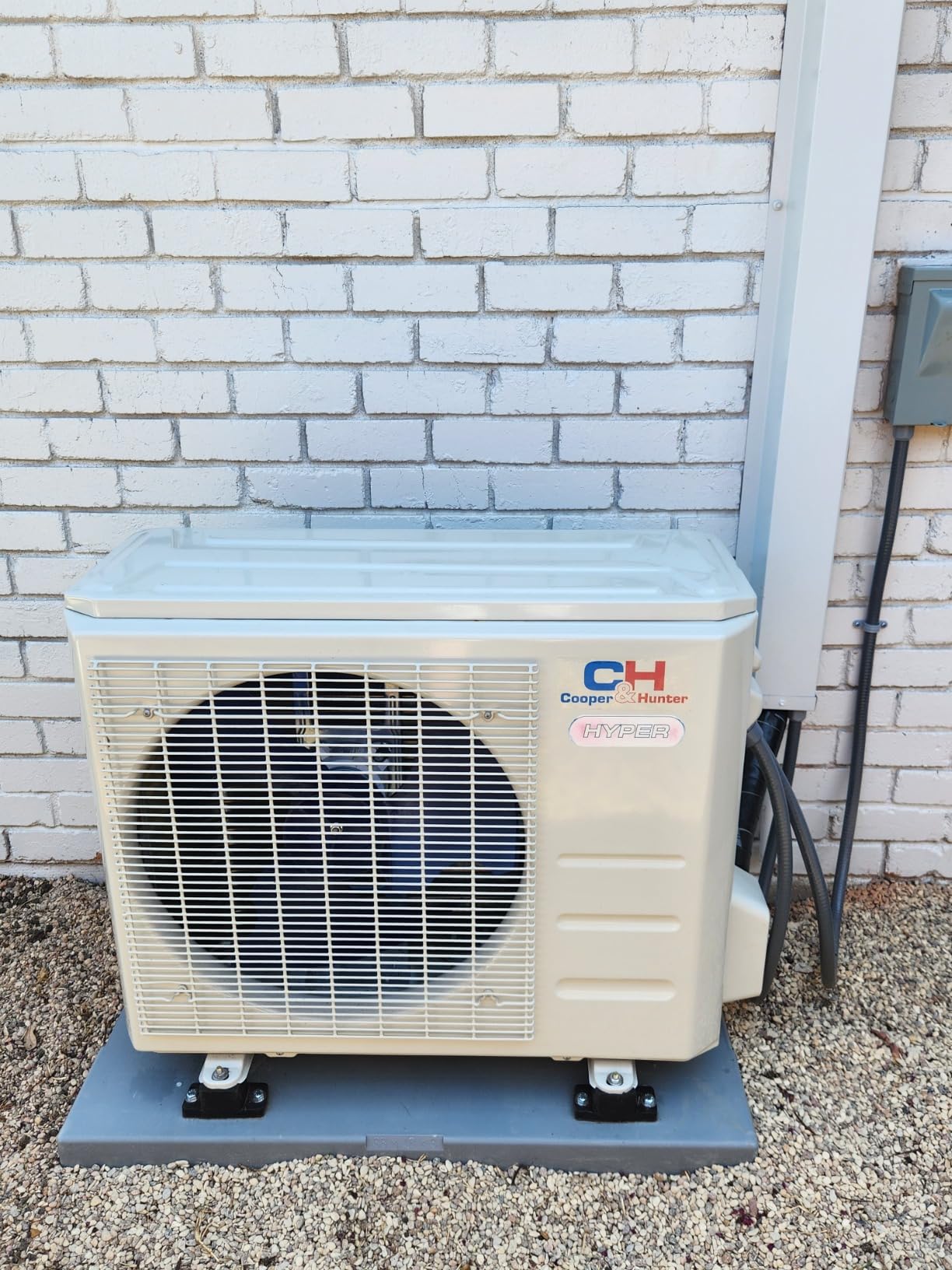 Cooper & Hunter 18,000 BTU Ceiling Cassette Ductless Mini Split AC/Heating System with Heat Pump Wall Thermostat and Installation Kit Customer Review Cooper & Hunter 18,000 BTU Ceiling Cassette Ductless Mini Split AC/Heating System with Heat Pump Wall Thermostat and Installation Kit - Customer Photo 3
