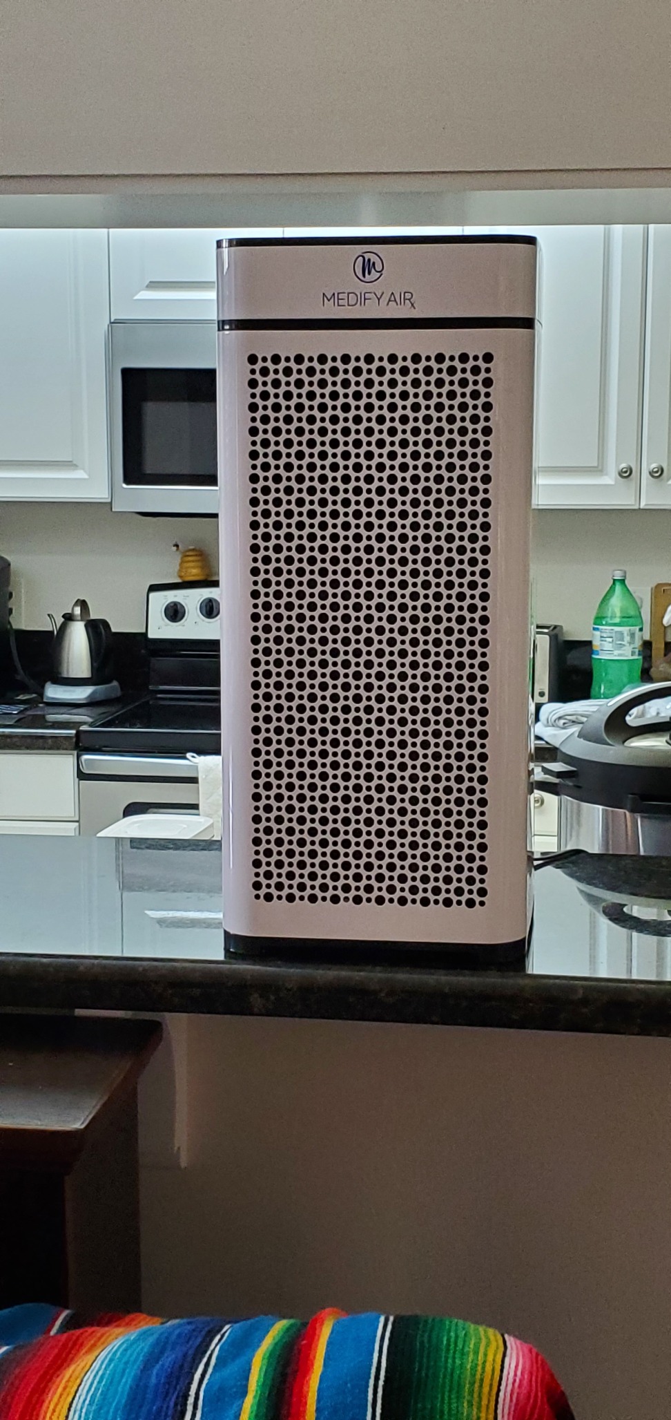 Medify MA-15 Air Purifier with True HEPA H13 Filter | 585 ft² Coverage in 1hr for Allergens, Smoke, Wildfires, Dust, Odors, Pollen, Pet Dander | Removal to 0.1 Microns | Silver, 1-Pack Customer Review Medify MA-15 Air Purifier with True HEPA H13 Filter | 585 ft² Coverage in 1hr for Allergens, Smoke, Wildfires, Dust, Odors, Pollen, Pet Dander | Removal to 0.1 Microns | Silver, 1-Pack - Customer Photo 2