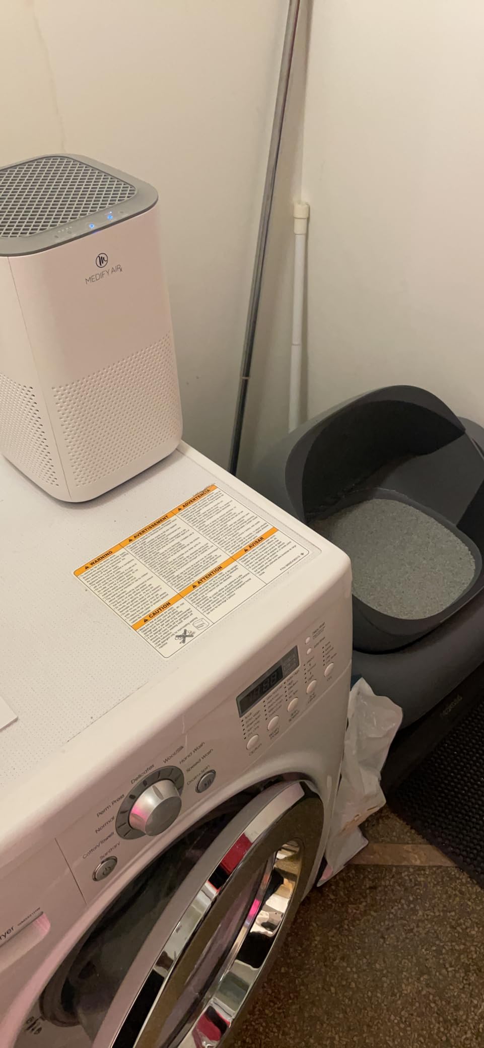 Medify MA-15 Air Purifier with True HEPA H13 Filter | 585 ft² Coverage in 1hr for Allergens, Smoke, Wildfires, Dust, Odors, Pollen, Pet Dander | Removal to 0.1 Microns | Silver, 1-Pack Customer Review Medify MA-15 Air Purifier with True HEPA H13 Filter | 585 ft² Coverage in 1hr for Allergens, Smoke, Wildfires, Dust, Odors, Pollen, Pet Dander | Removal to 0.1 Microns | Silver, 1-Pack - Customer Photo 5