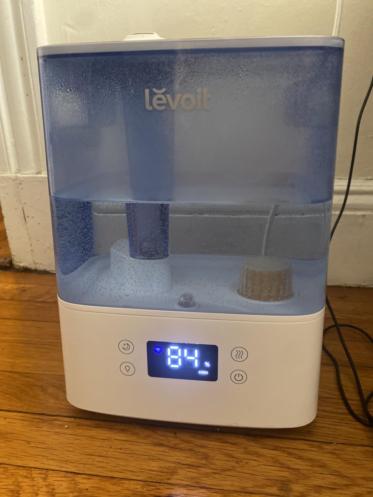 LEVOIT Smart Humidifiers for Bedroom Large Room Home,(6L) Cool Mist Top Fill Essential Oil Diffuser for Baby & Plants,Smart App & Voice Control, Rapid Humidification & Auto Mode-Quiet Sleep Mode, Gray Customer Review LEVOIT Smart Humidifiers for Bedroom Large Room Home,(6L) Cool Mist Top Fill Essential Oil Diffuser for Baby & Plants,Smart App & Voice Control, Rapid Humidification & Auto Mode-Quiet Sleep Mode, Gray - Customer Photo 2