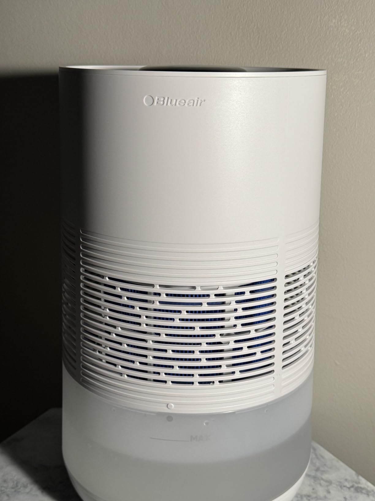 BLUEAIR Premium Smart Humidifier for Large Rooms, Bedrooms, Better Sleep with Evaporative Invisible Mist Tech, Auto Humidify, Easy Top Fill, Smart Control with App, Touchscreen, 3.5L Tank for 48 hours - Customer Photo 2
