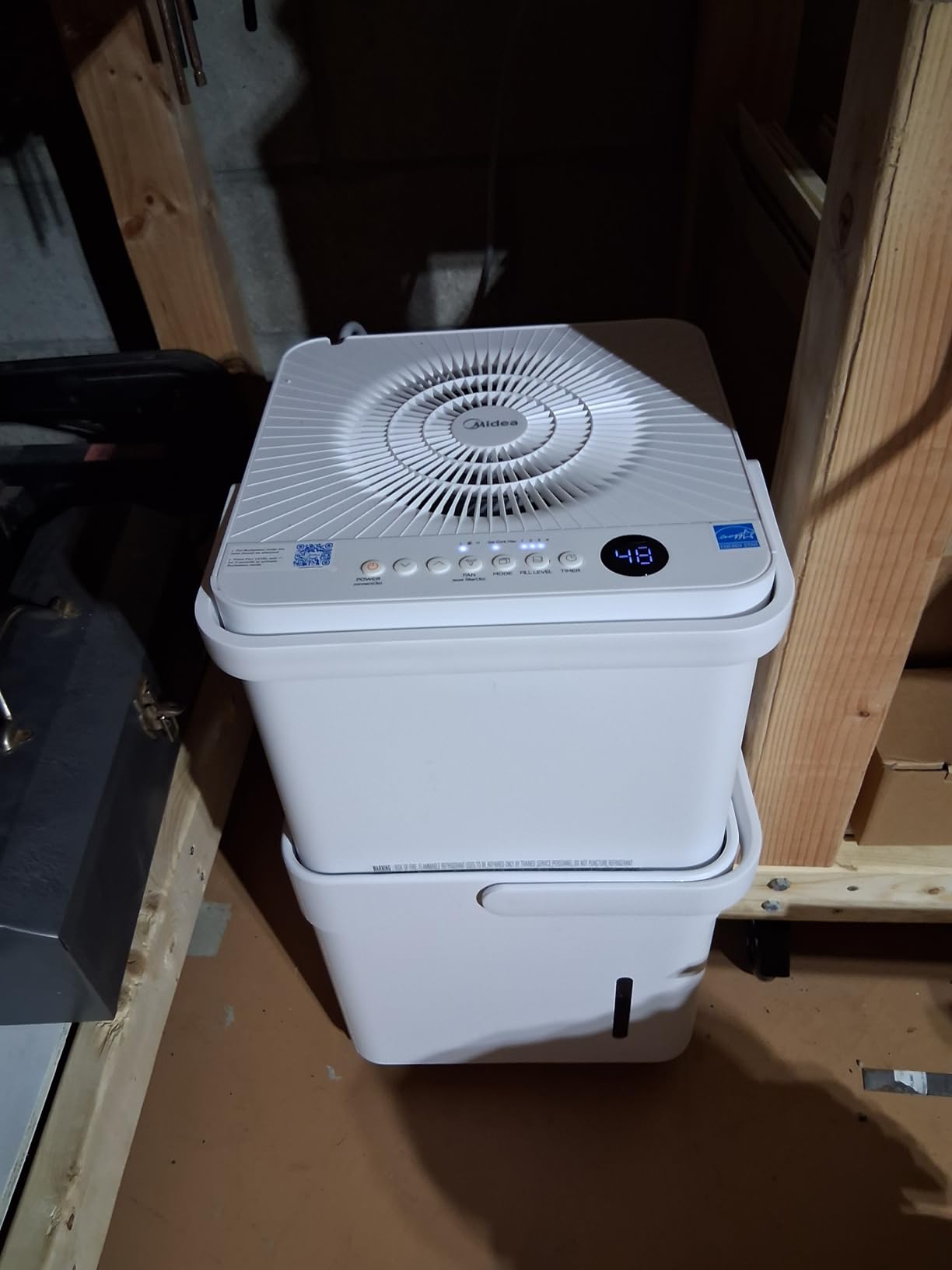 Midea Cube 35 Pint Dehumidifier for Basement and Rooms at Home for up to 3,500 Sq. Ft., Smart Control, Compatible with Alexa (White), Drain Hose Included, ENERGY STAR Most Efficient 2023 - Customer Photo 1
