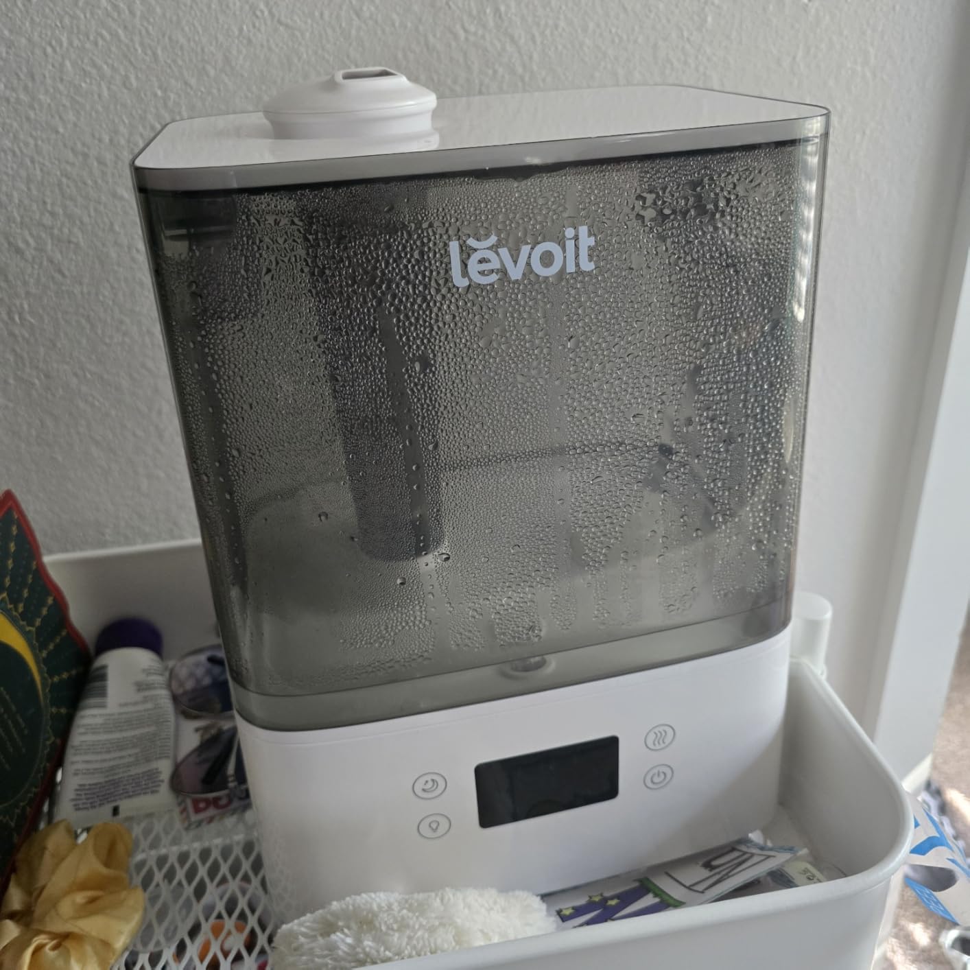 LEVOIT Classic300S Ultrasonic Smart Top Fill Humidifier, Extra Large 6L Tank for Whole Family, APP & Voice Control, Essential Oil Diffuser, Humidity Setting with Sensor, Quiet Sleep Mode, Night Light Customer Review LEVOIT Classic300S Ultrasonic Smart Top Fill Humidifier, Extra Large 6L Tank for Whole Family, APP & Voice Control, Essential Oil Diffuser, Humidity Setting with Sensor, Quiet Sleep Mode, Night Light - Customer Photo 1