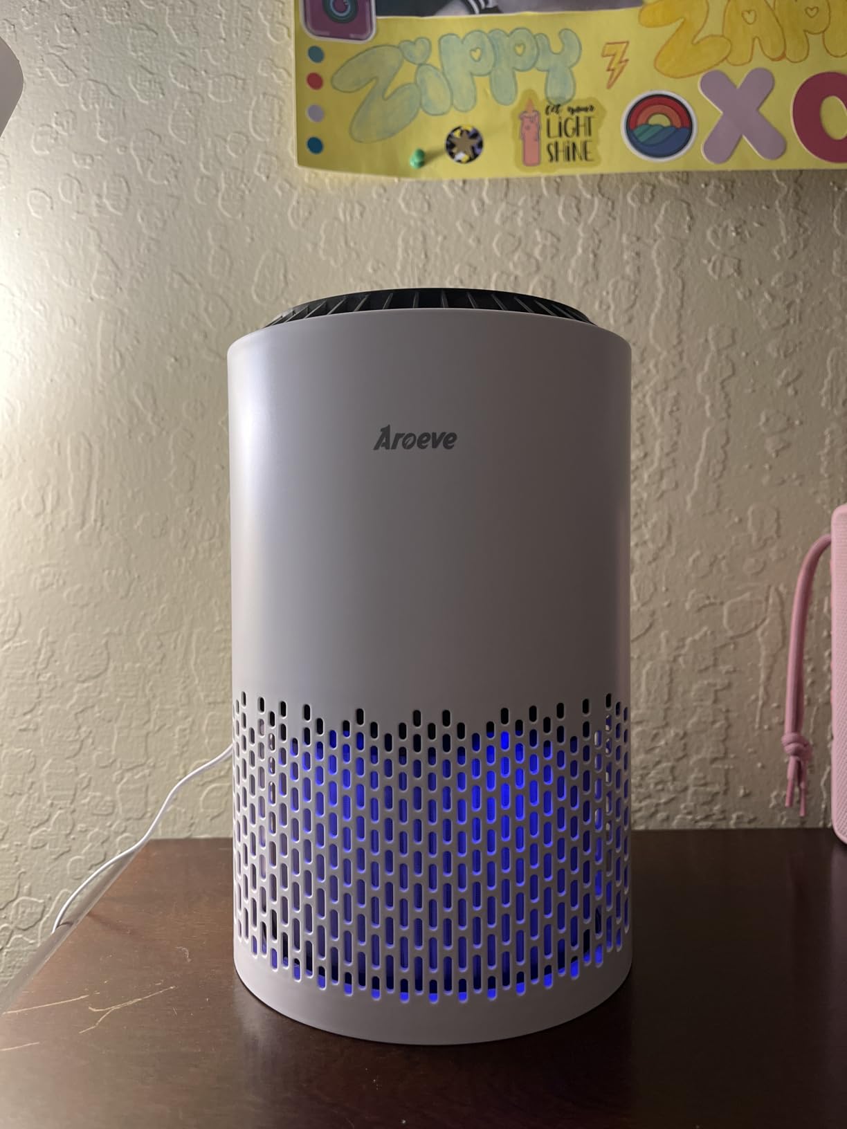 AROEVE Air Purifiers for Bedroom Home, Air Purifier For Smoke Pollen Dander Hair Smell Air Cleaner with Sleep Mode Speed Control For Bedroom Office, MK01- Black(Available for California) - Customer Photo 1