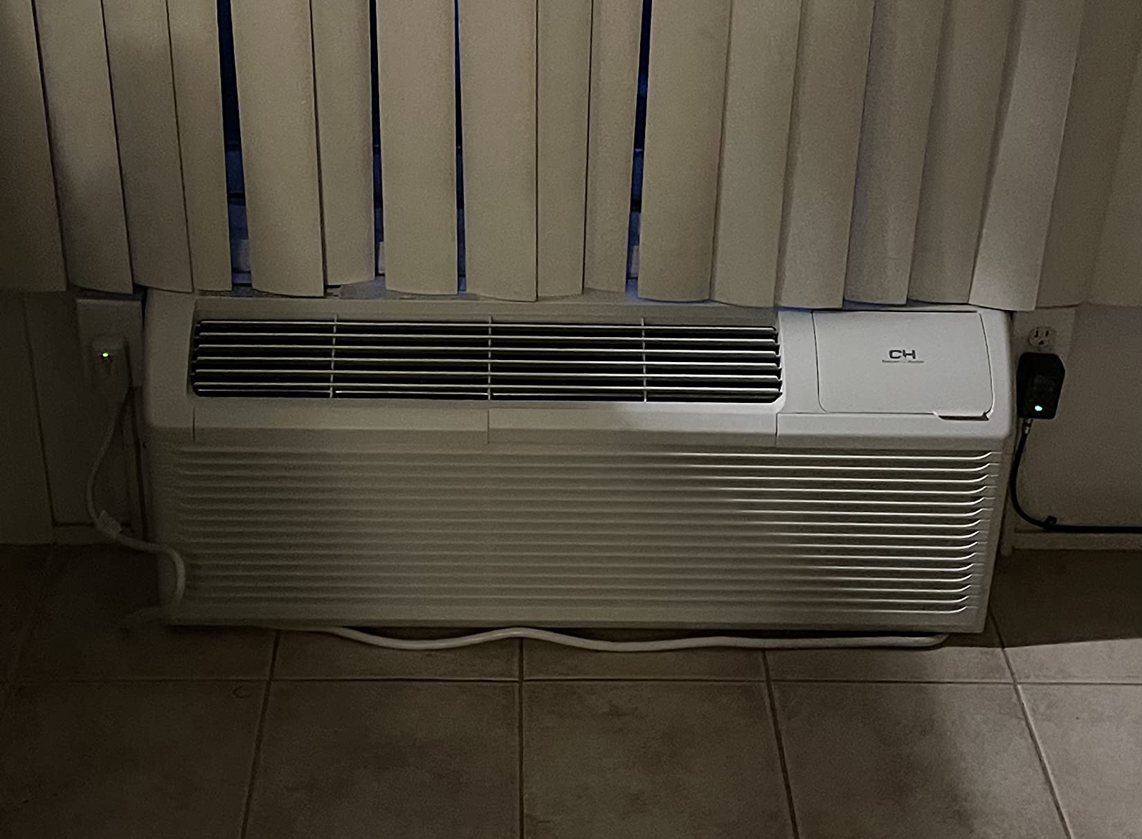 Cooper & Hunter 9,000 BTU PTAC Packaged Terminal Air Conditioner & Heat Pump – Built-In 3.5kW Electric Heater – Includes Wireless Smart Kit, Remote & Power Cord – R-32 Refrigerant Customer Review Cooper & Hunter 9,000 BTU PTAC Packaged Terminal Air Conditioner & Heat Pump – Built-In 3.5kW Electric Heater – Includes Wireless Smart Kit, Remote & Power Cord – R-32 Refrigerant - Customer Photo 2