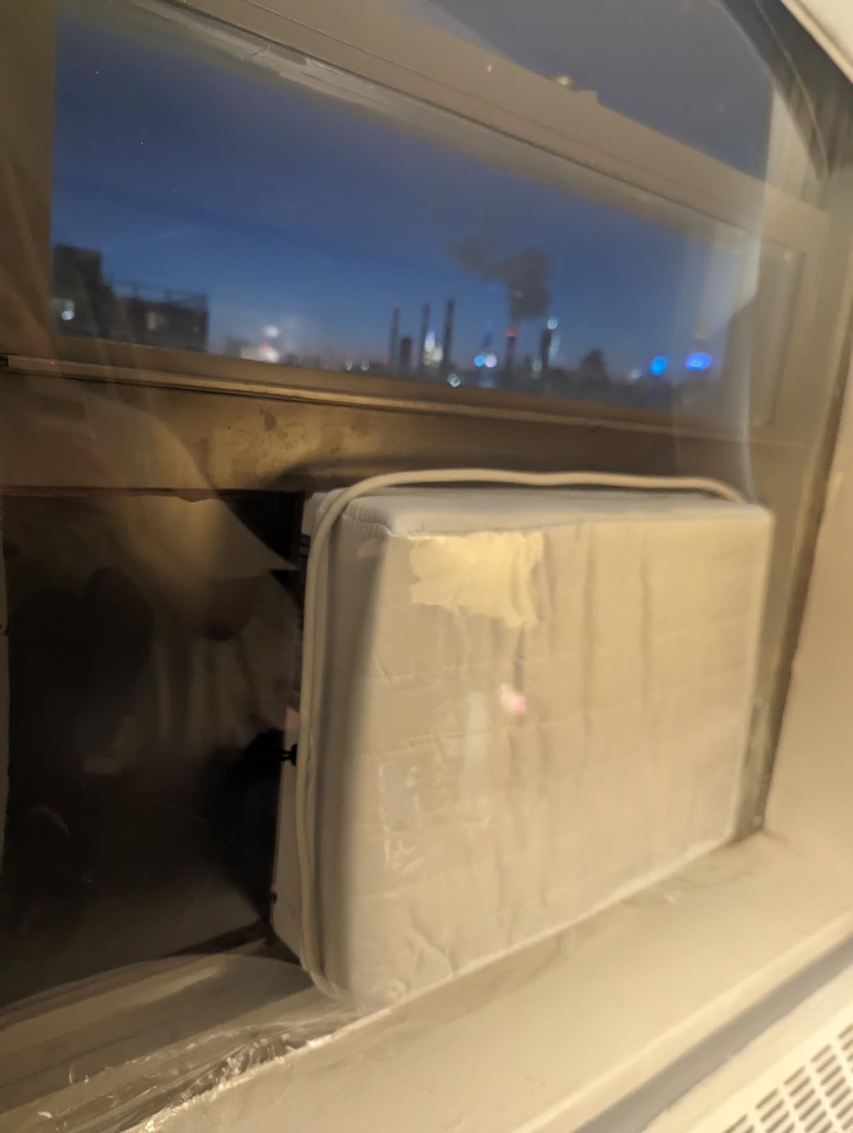 Duck Brand Window Insulation Kit - Winter Seal Kit Fits up to 10 Windows - Rolled Shrink Film Cuts to Size for Easy Indoor Installation - Tape Included - 62 In. by 420 In.- Clear - Customer Photo 2