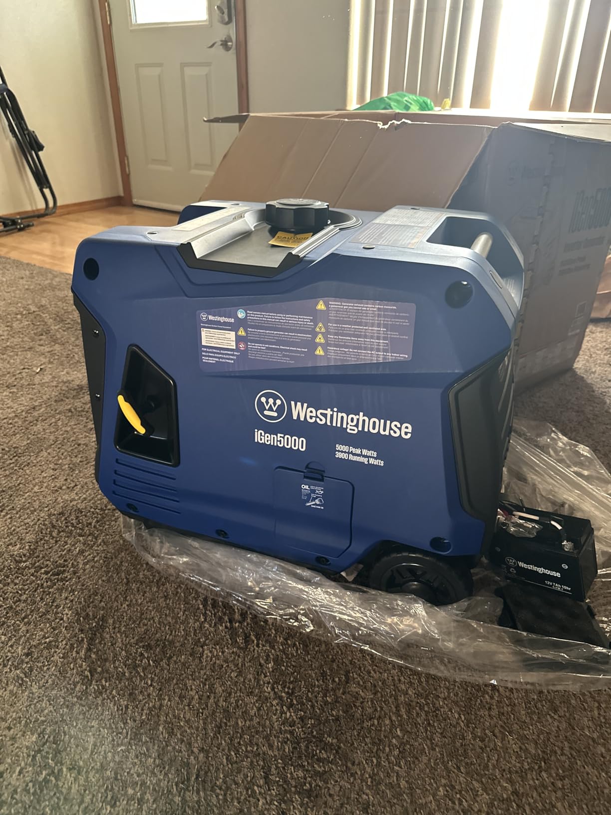 Westinghouse 5000 Peak Watt Super Quiet Dual Fuel Portable Inverter Generator, Remote Electric Start, Gas & Propane Powered, RV Ready 30A Outlet, Parallel Capable, Blue/Black - Customer Photo 3