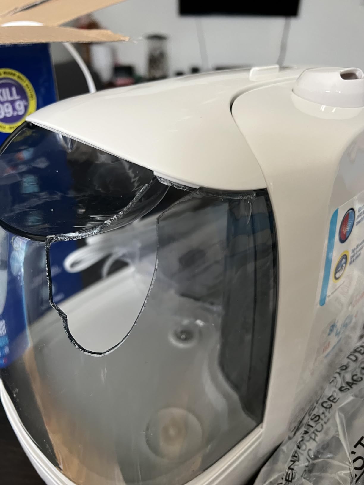HoMedics TotalComfort Ultrasonic Humidifier with UV-C Technology Customer Review HoMedics TotalComfort Ultrasonic Humidifier with UV-C Technology - Customer Photo 1