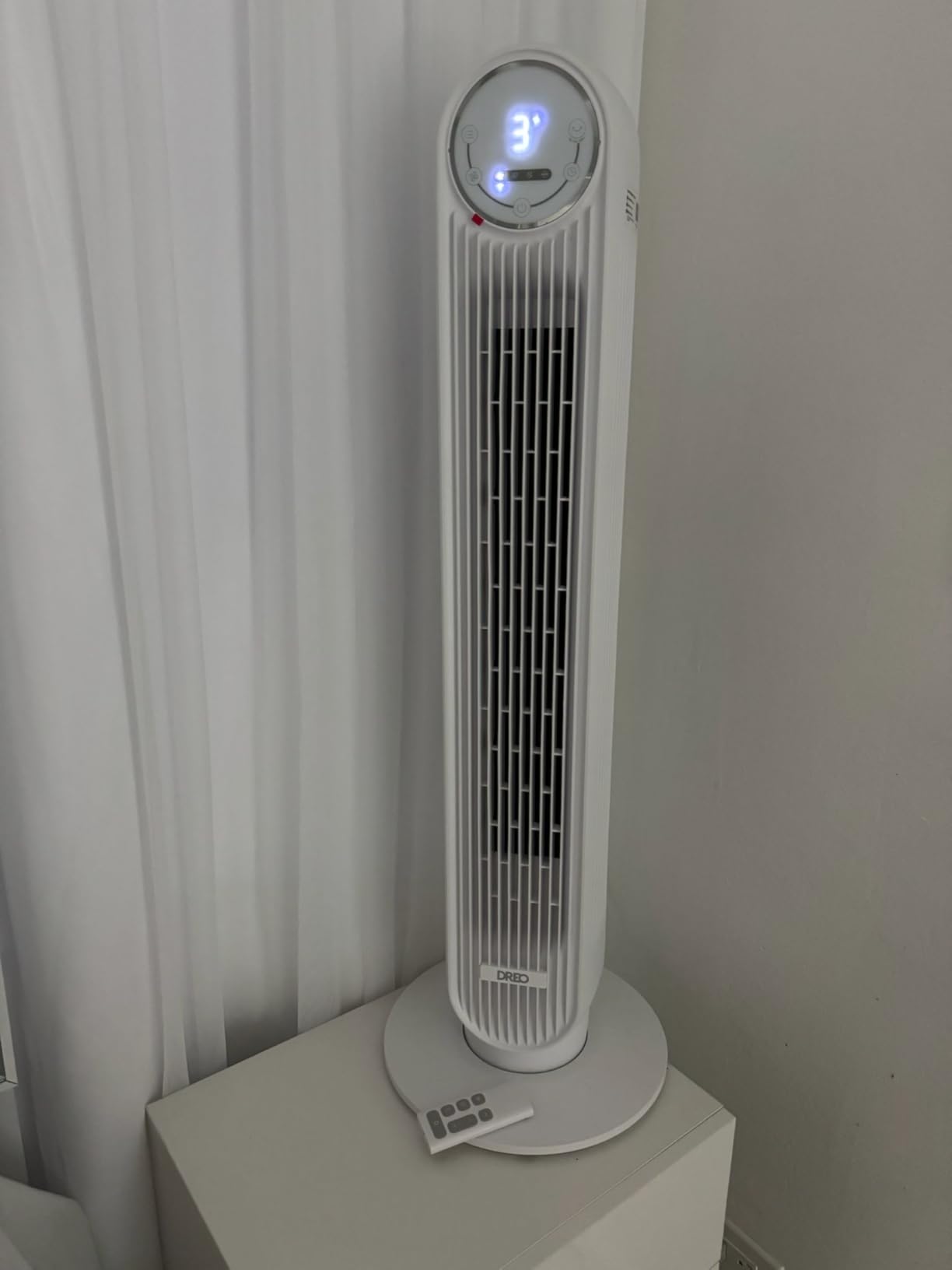Dreo Tower Fan for Bedroom, Smart Oscillating Quiet Floor Fans, Standing Bladeless Fan with Remote and WiFi Voice Control, 4 Modes, 4 Speeds, 8H Timer, 28dB, Works with Alexa/Google Customer Review Dreo Tower Fan for Bedroom, Smart Oscillating Quiet Floor Fans, Standing Bladeless Fan with Remote and WiFi Voice Control, 4 Modes, 4 Speeds, 8H Timer, 28dB, Works with Alexa/Google - Customer Photo 1