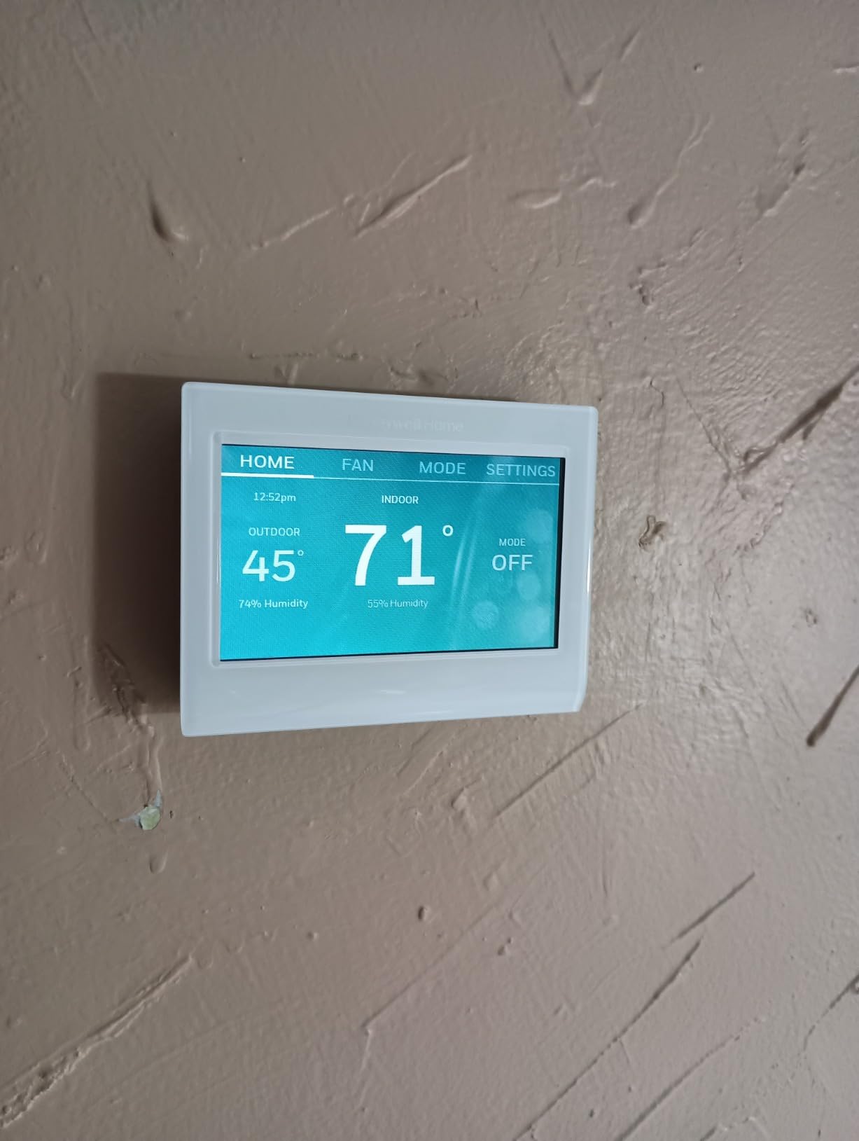 Honeywell Home RTH9600WF Smart Color Thermostat ENERGY STAR Wi-Fi Programmable Touchscreen Alexa Ready - C-Wire Required - Customer Photo 1