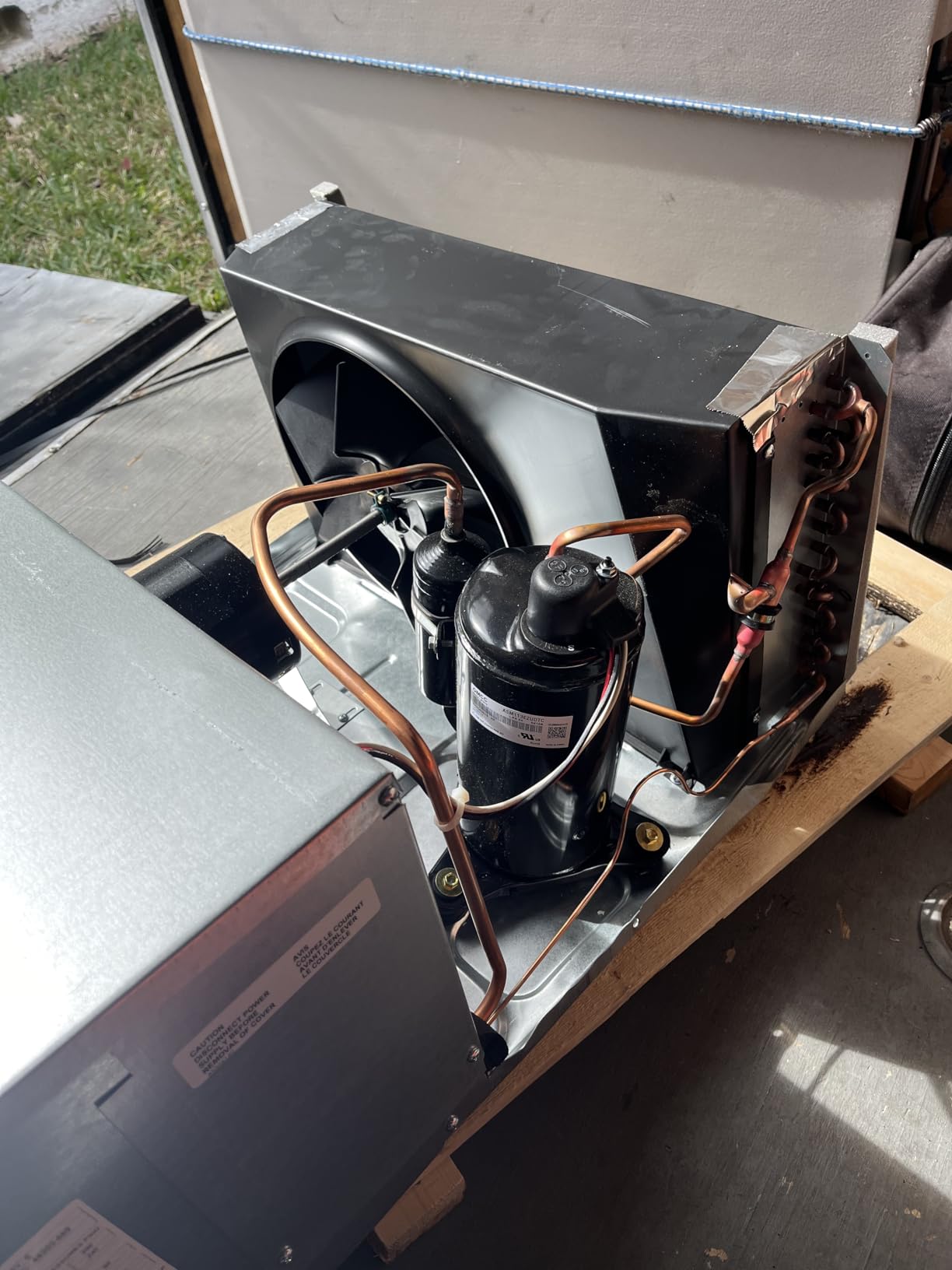 Coleman-Mach 48203-069 Signature Series MACH 3 Plus Medium-Profile Air Conditioner - 13,500 BTU, Textured Black (Wood Skid) - Customer Photo 2