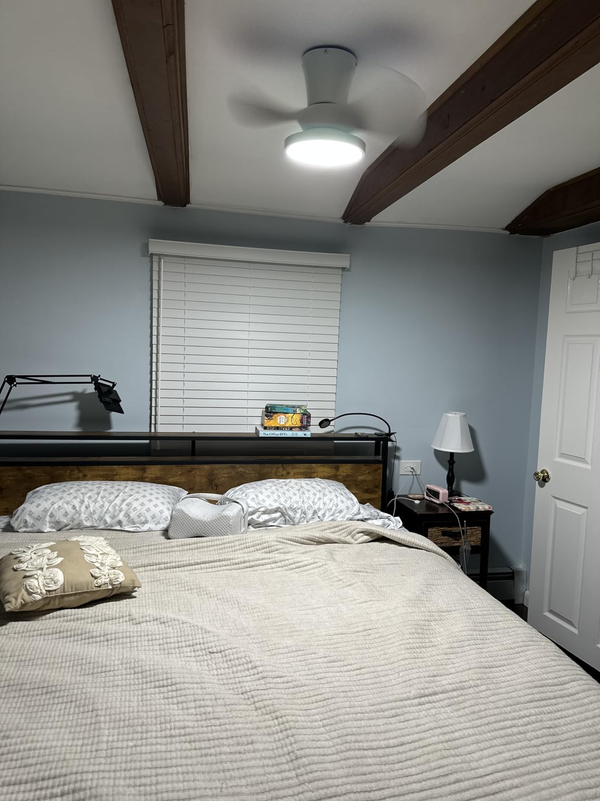 ocioc Quiet Ceiling Fan with LED Light 22 inch Large Air Volume Remote Control for Kitchen Bedroom Dining Room Patio Customer Review ocioc Quiet Ceiling Fan with LED Light 22 inch Large Air Volume Remote Control for Kitchen Bedroom Dining Room Patio - Customer Photo 3