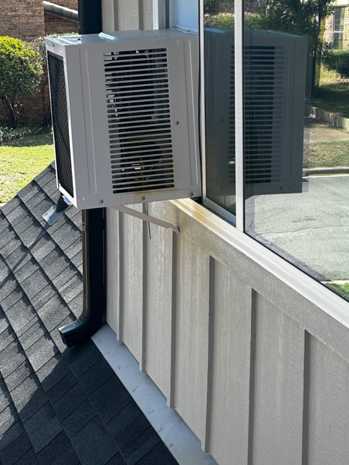 Arctic King 10,000 BTU Slide Casement Room Air Conditioner Customer Review Arctic King 10,000 BTU Slide Casement Room Air Conditioner - Customer Photo 2