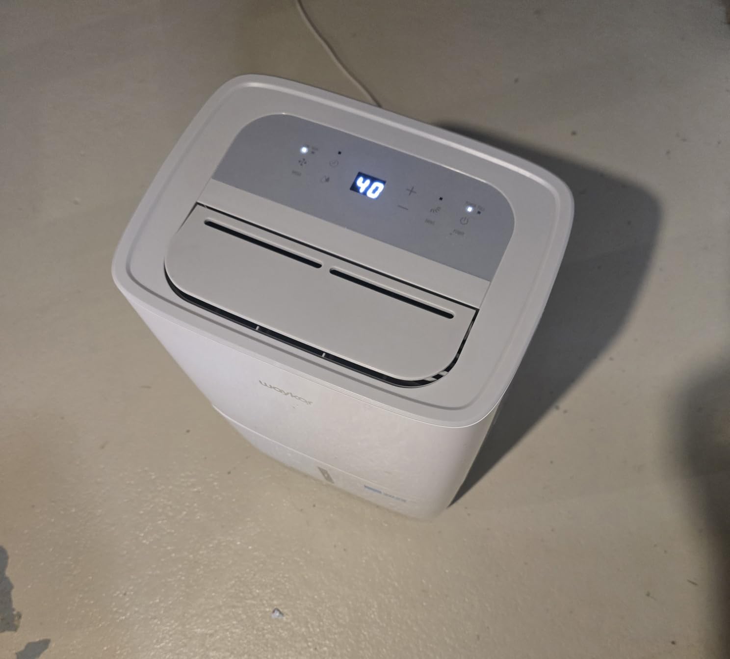 Waykar 120 Pints Energy Star Dehumidifier for Spaces up to 6,000 Sq. Ft at Home, in Basements and Large Rooms with Drain Hose and 1.14 Gallons Water Tank - Customer Photo 2