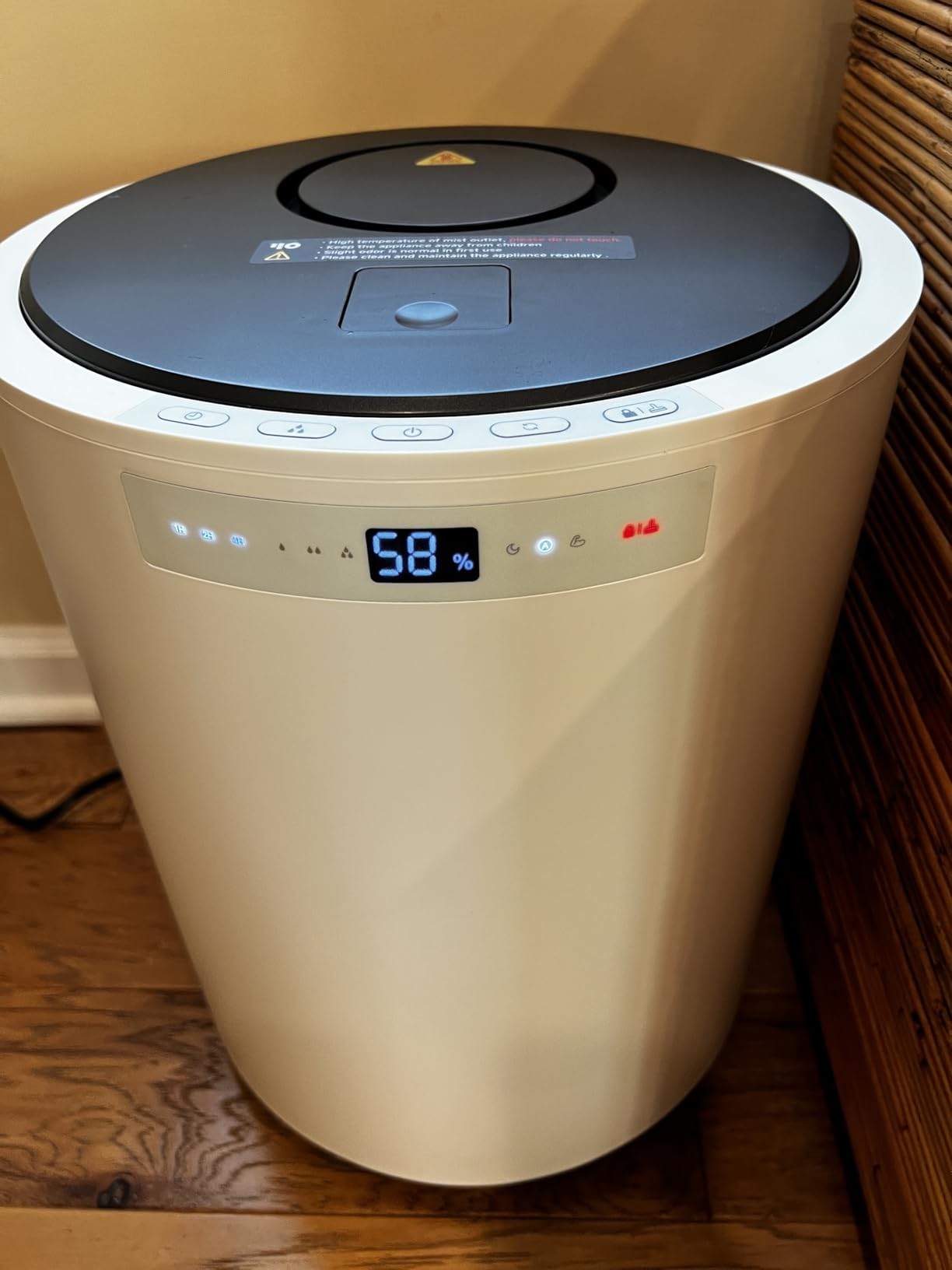 Humidifiers for Large Room, Y&O 10L(2.64Gal) Steam Whole House Humidifier for Plants, Filterless Design, Auto Shut Off, 3 Level Mist Maximum 1200ml/H Output, Covering up to 1000 sq.ft Customer Review Humidifiers for Large Room, Y&O 10L(2.64Gal) Steam Whole House Humidifier for Plants, Filterless Design, Auto Shut Off, 3 Level Mist Maximum 1200ml/H Output, Covering up to 1000 sq.ft - Customer Photo 1