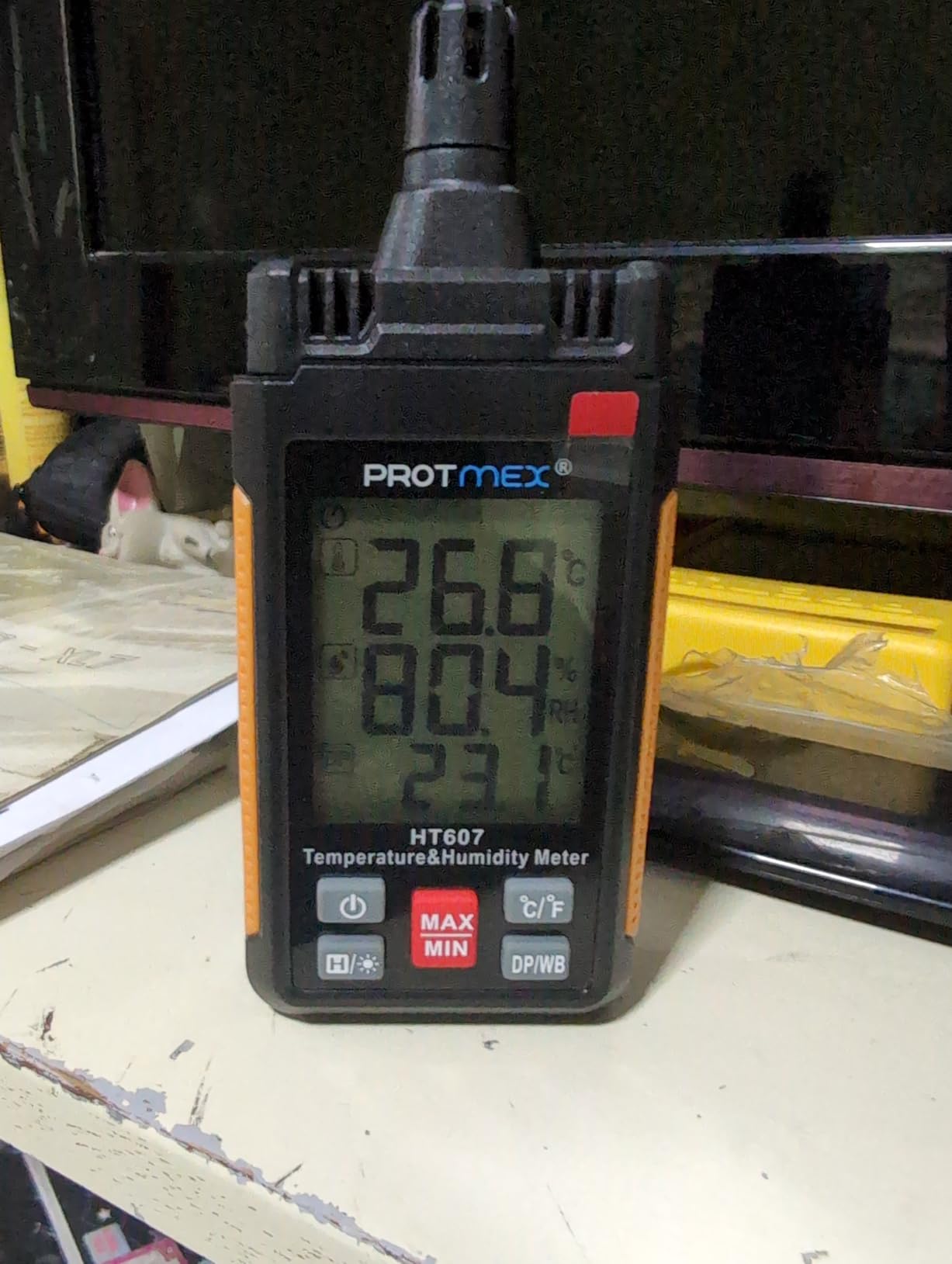 HT607 Temperature Humidity Meter High Precision Digital Hygrometer with Ambient, Relative Humidity, Dew Point, Wet Bulb Thermometer, Min/Max Hold, LCD Backlight with Cover Protector - Customer Photo 2