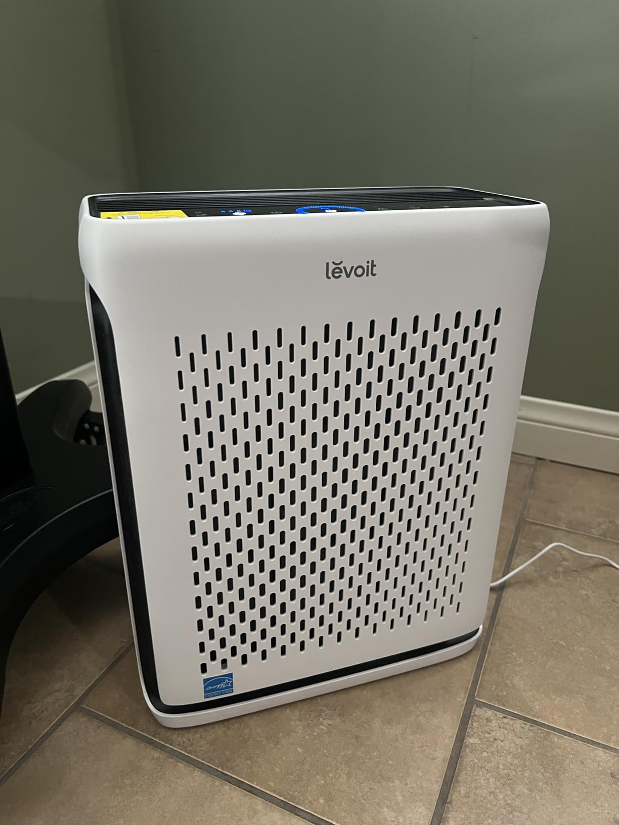 LEVOIT Air Purifier for Home Large Room Up to 1073Ft² with Air Quality Monitor, AHAM VERIFIDE, Smart WiFi, Washable Pre-Filter, HEPA Sleep Mode for Pets, Allergies, Dust, Pollen, Vital 100S-P, White Customer Review LEVOIT Air Purifier for Home Large Room Up to 1073Ft² with Air Quality Monitor, AHAM VERIFIDE, Smart WiFi, Washable Pre-Filter, HEPA Sleep Mode for Pets, Allergies, Dust, Pollen, Vital 100S-P, White - Customer Photo 2