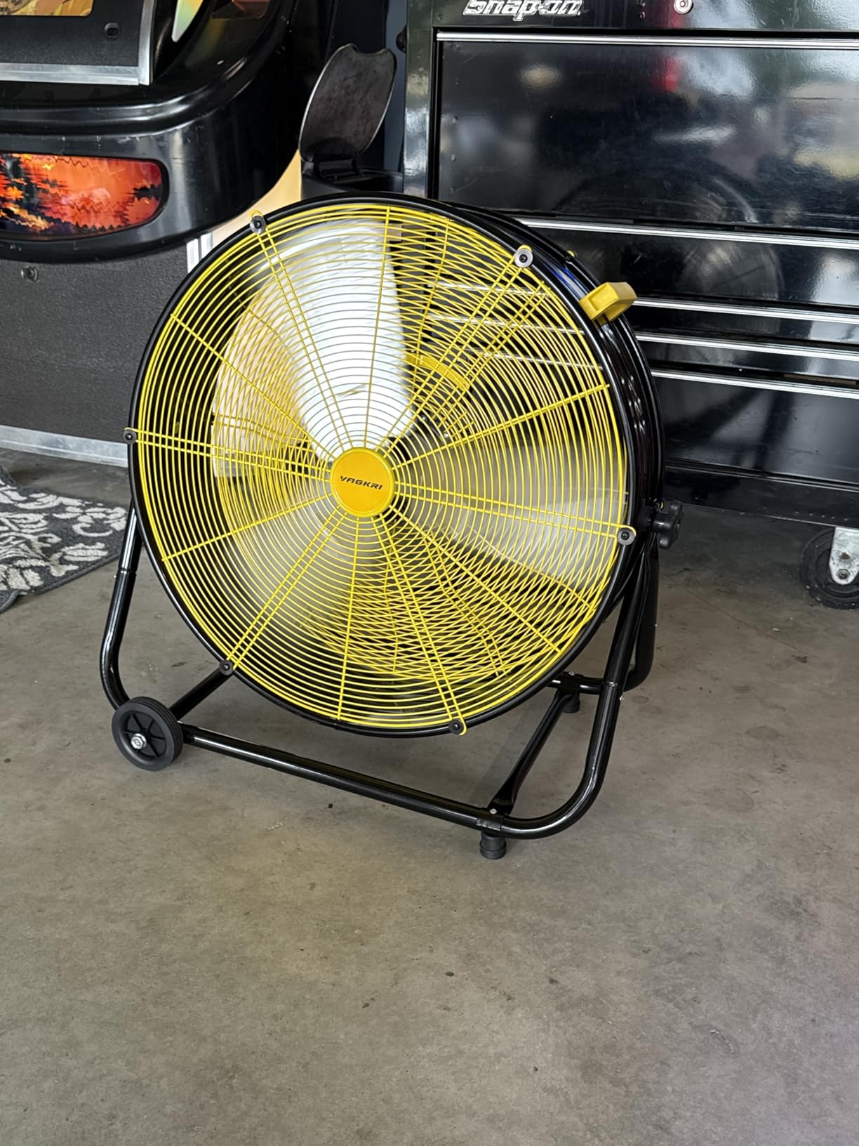 VAGKRI 24 Inch Industrial Drum Fan, 320W High Velocity Floor Fan, 3 Speed Heavy Duty Metal Air Circulator, 360° Tilt with Casters Handle ETL Standard for Patios, Warehouse, Commercial,Basement Customer Review VAGKRI 24 Inch Industrial Drum Fan, 320W High Velocity Floor Fan, 3 Speed Heavy Duty Metal Air Circulator, 360° Tilt with Casters Handle ETL Standard for Patios, Warehouse, Commercial,Basement - Customer Photo 1