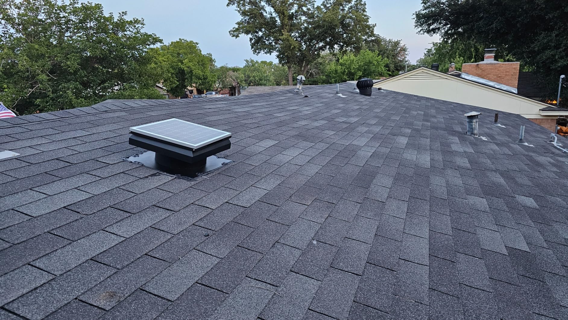 DC HOUSE 32 Watt Solar Attic Fan Solar Powered Roof Exhaust Fan Up to 3000 Sq Ft,2500 CFM Metal Shell Solar Vent Hail and Weather Resistance Customer Review DC HOUSE 32 Watt Solar Attic Fan Solar Powered Roof Exhaust Fan Up to 3000 Sq Ft,2500 CFM Metal Shell Solar Vent Hail and Weather Resistance - Customer Photo 2