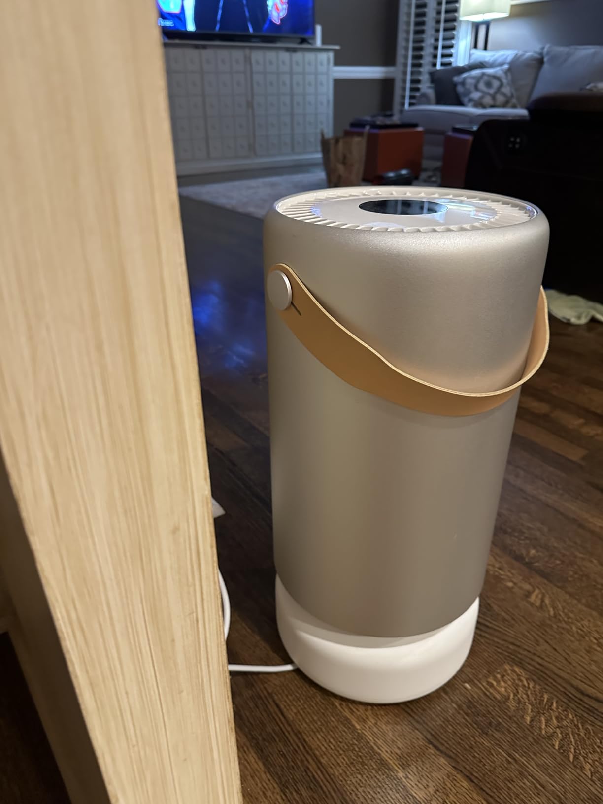 Molekule Air Pro Air Purifier - Purifies Rooms Up to 1000 Sq Ft with High Foot Traffic - FDA Cleared for Destruction of Viruses, Bacteria & Mold - Silver Customer Review Molekule Air Pro Air Purifier - Purifies Rooms Up to 1000 Sq Ft with High Foot Traffic - FDA Cleared for Destruction of Viruses, Bacteria & Mold - Silver - Customer Photo 3