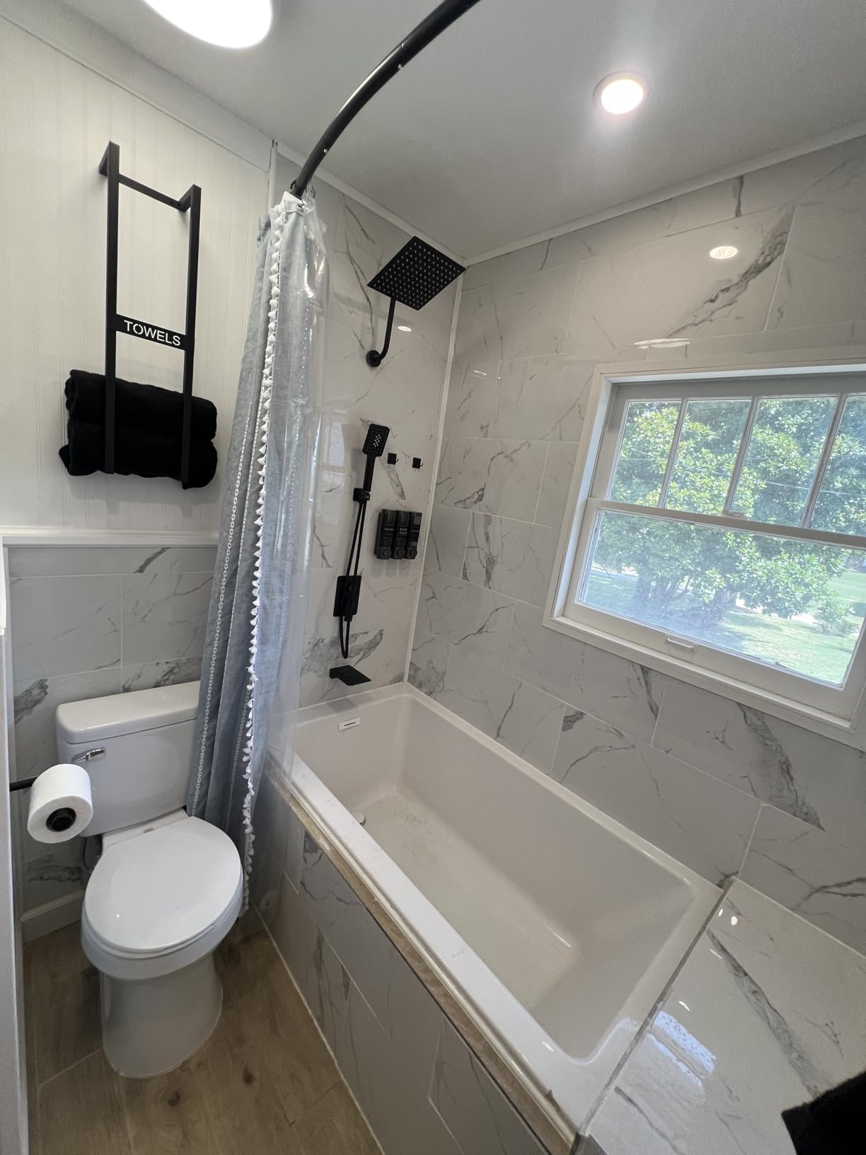 Homewerks 7141-80-G4 Bathroom Fan Integrated LED Light Ceiling Mount Exhaust Ventilation Whisper Quiet 1.1 Sones 80 CFM, White - Customer Photo 1