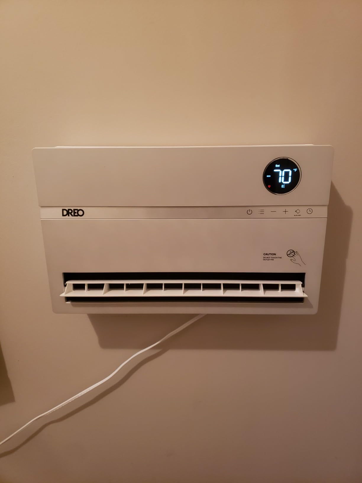 Dreo Smart Wall Heater, Electric Space Heater for Bedroom 1500W, 120° Vertical Oscillation, Adjustable Thermostat, Remote Control, 24H Timer, Easy-Mount Heater for Indoor Use, Works with Alexa, WH719S Customer Review Dreo Smart Wall Heater, Electric Space Heater for Bedroom 1500W, 120° Vertical Oscillation, Adjustable Thermostat, Remote Control, 24H Timer, Easy-Mount Heater for Indoor Use, Works with Alexa, WH719S - Customer Photo 2