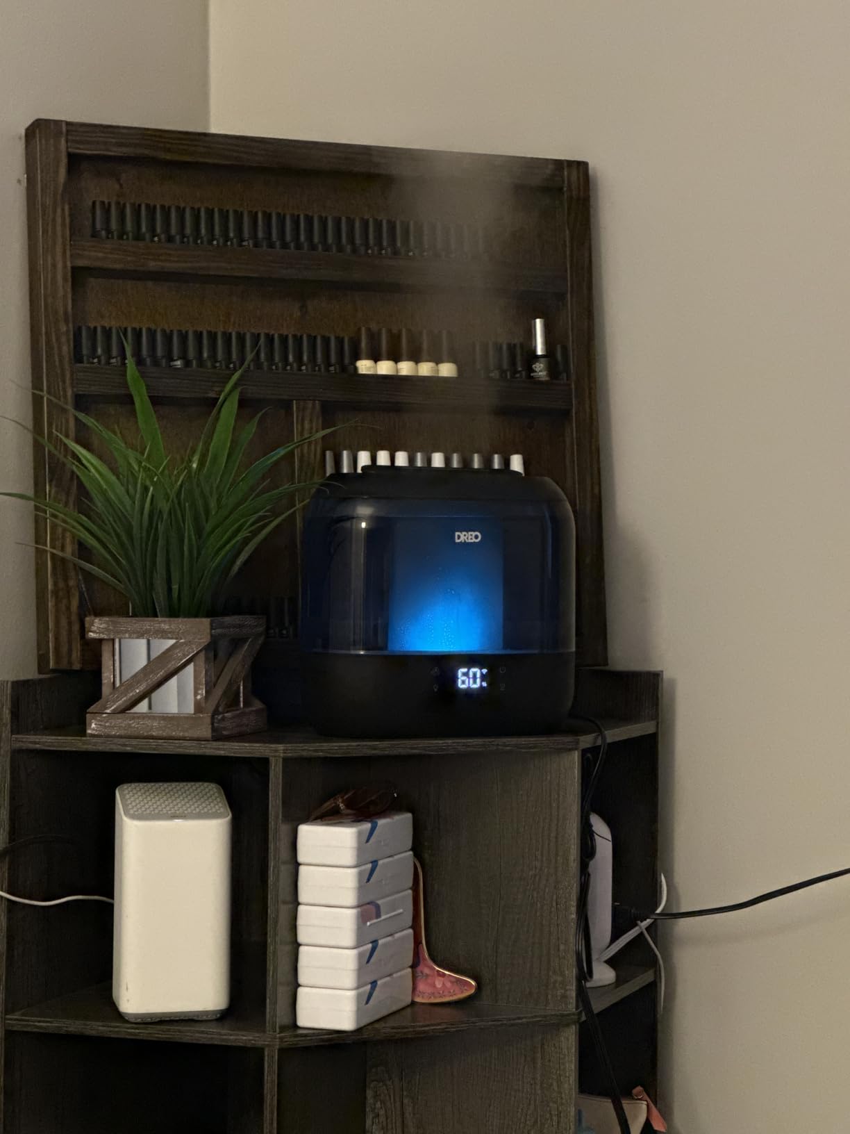 Dreo Smart Humidifiers for Bedroom, Top Fill 4L Supersized Humidifier Large Room with 28 dB, 36H Runtime, Touch/APP/Voice Control, Nightlight, Cool Mist Humidifiers for Baby, Plants, Indoor, Black - Customer Photo 5