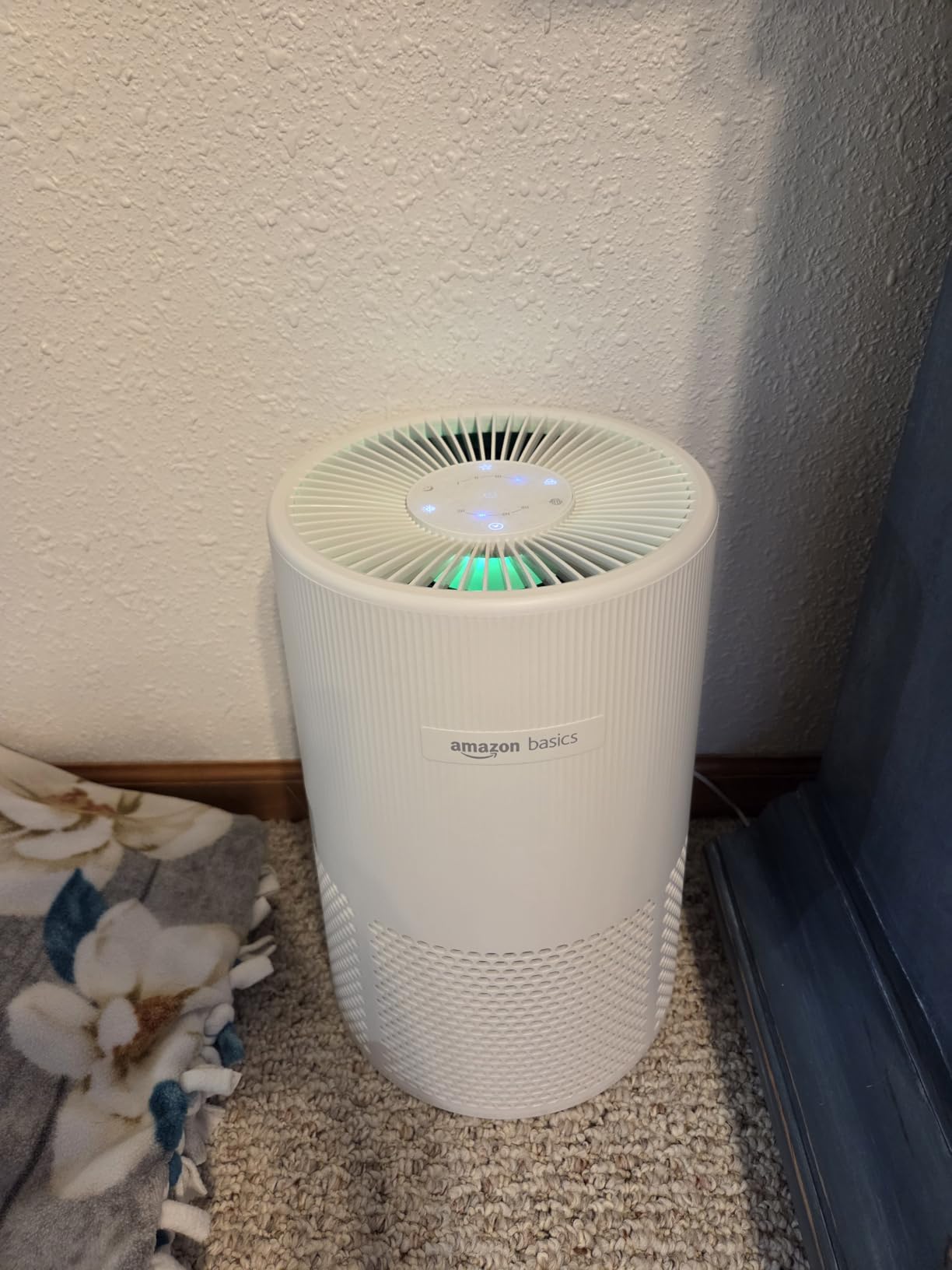Amazon Basics Air Purifier for Home and Office, With 3-Stage Filtration, HEPA Filter With Activated Carbon, 3 Speeds, Timer, Sleep Mode (32db), Energy Star Certificate, Covers Up to 1067 Sq ft, White Customer Review Amazon Basics Air Purifier for Home and Office, With 3-Stage Filtration, HEPA Filter With Activated Carbon, 3 Speeds, Timer, Sleep Mode (32db), Energy Star Certificate, Covers Up to 1067 Sq ft, White - Customer Photo 1